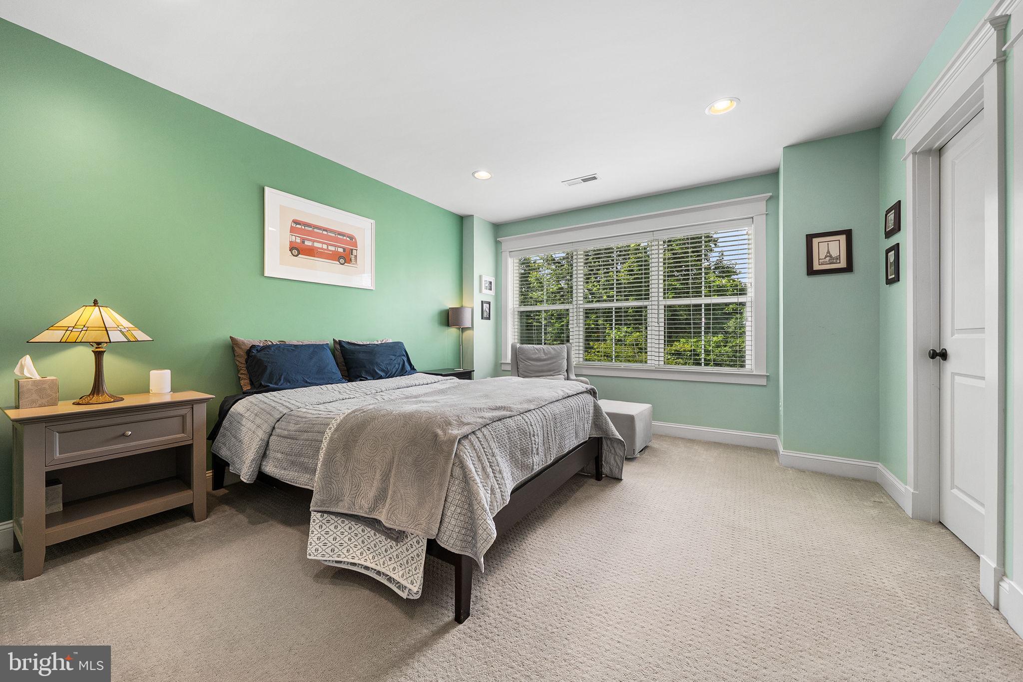 ELLISON HEIGHTS - Residential