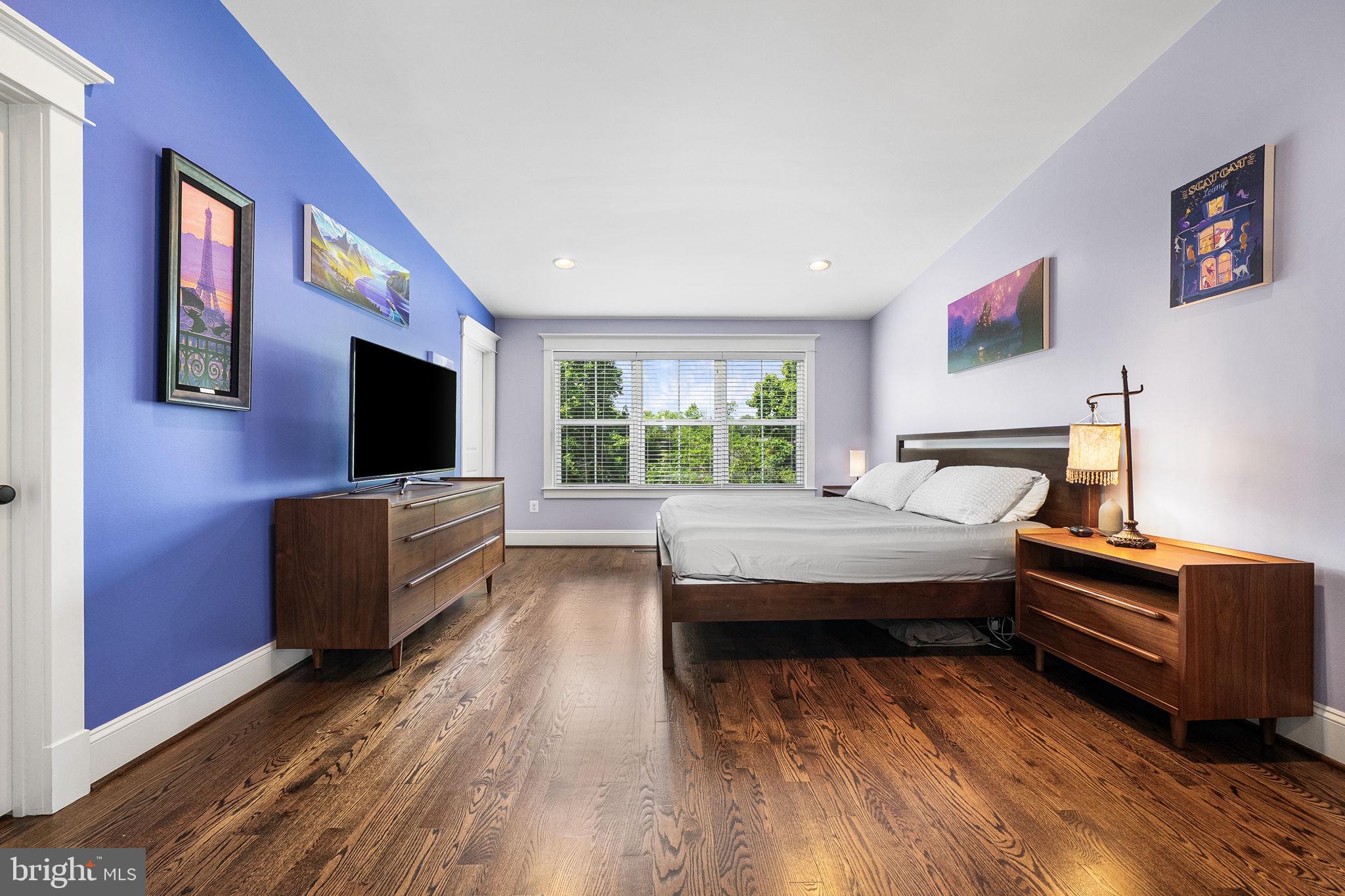 ELLISON HEIGHTS - Residential