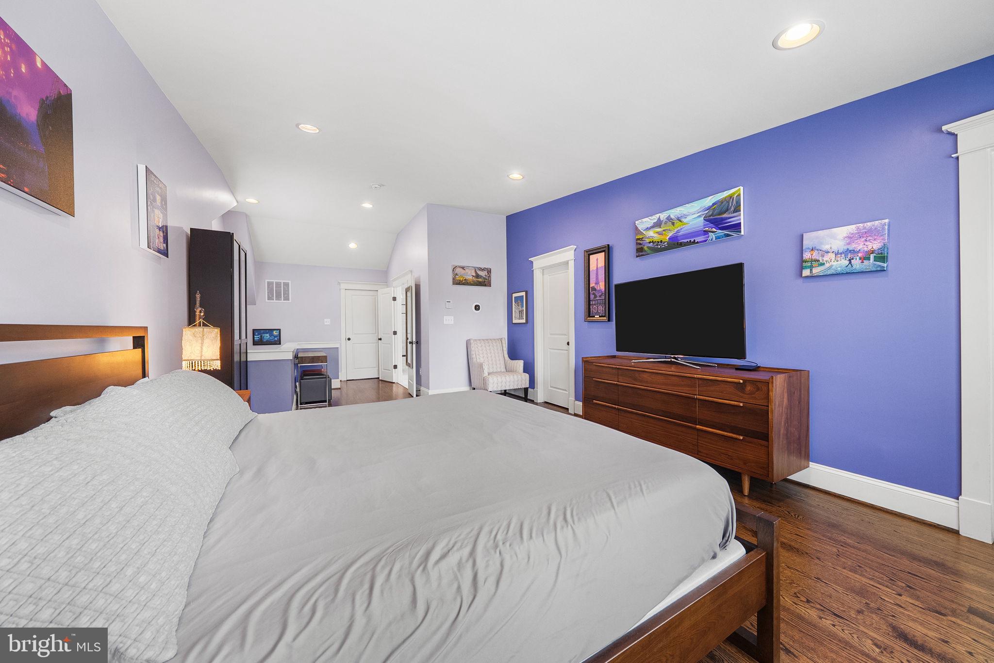 ELLISON HEIGHTS - Residential