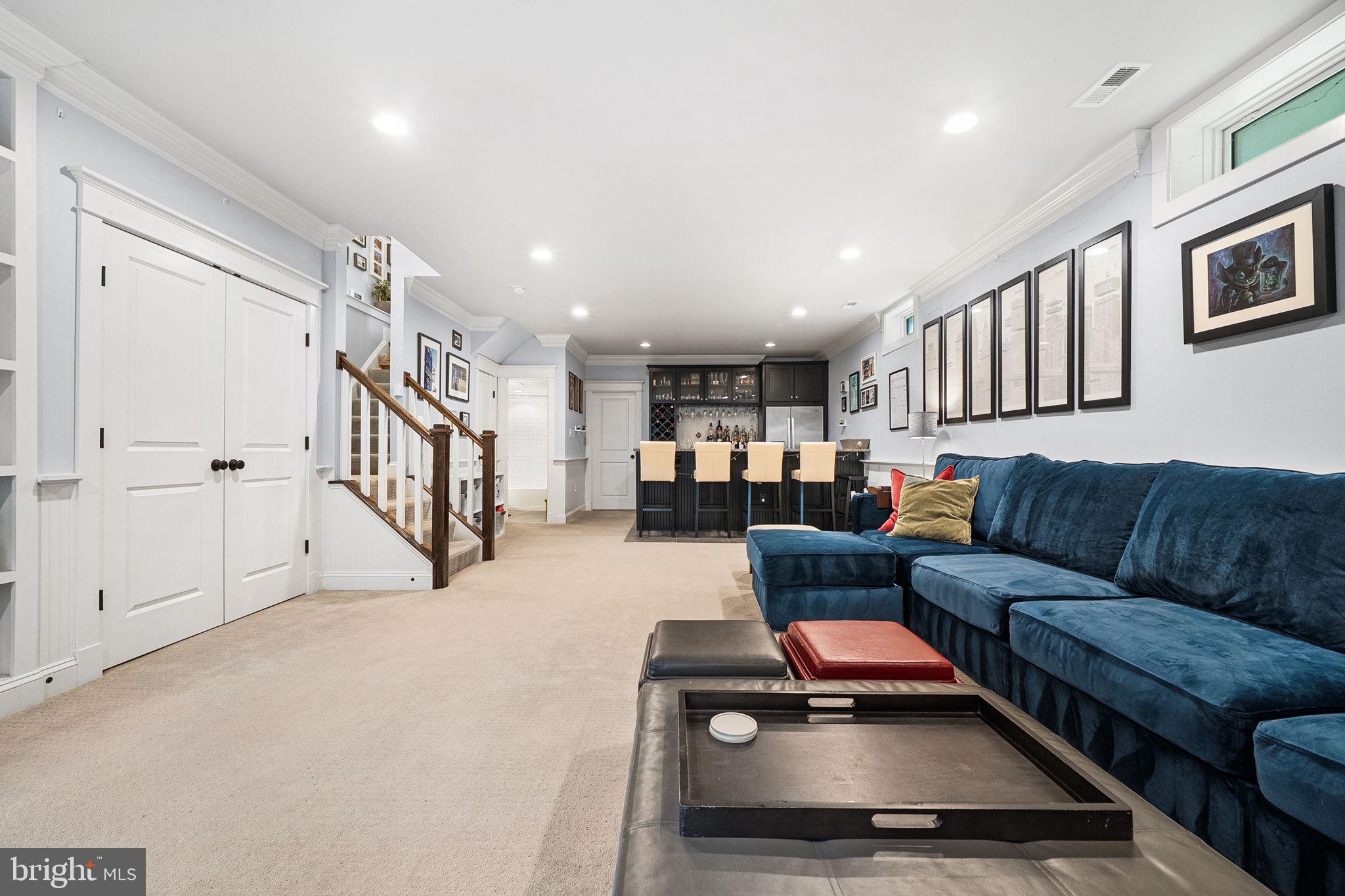 ELLISON HEIGHTS - Residential
