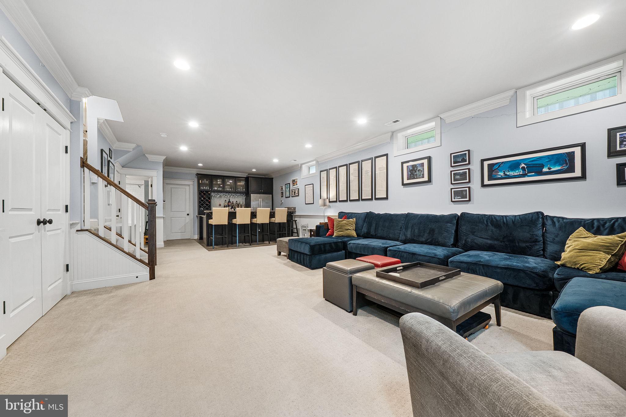 ELLISON HEIGHTS - Residential