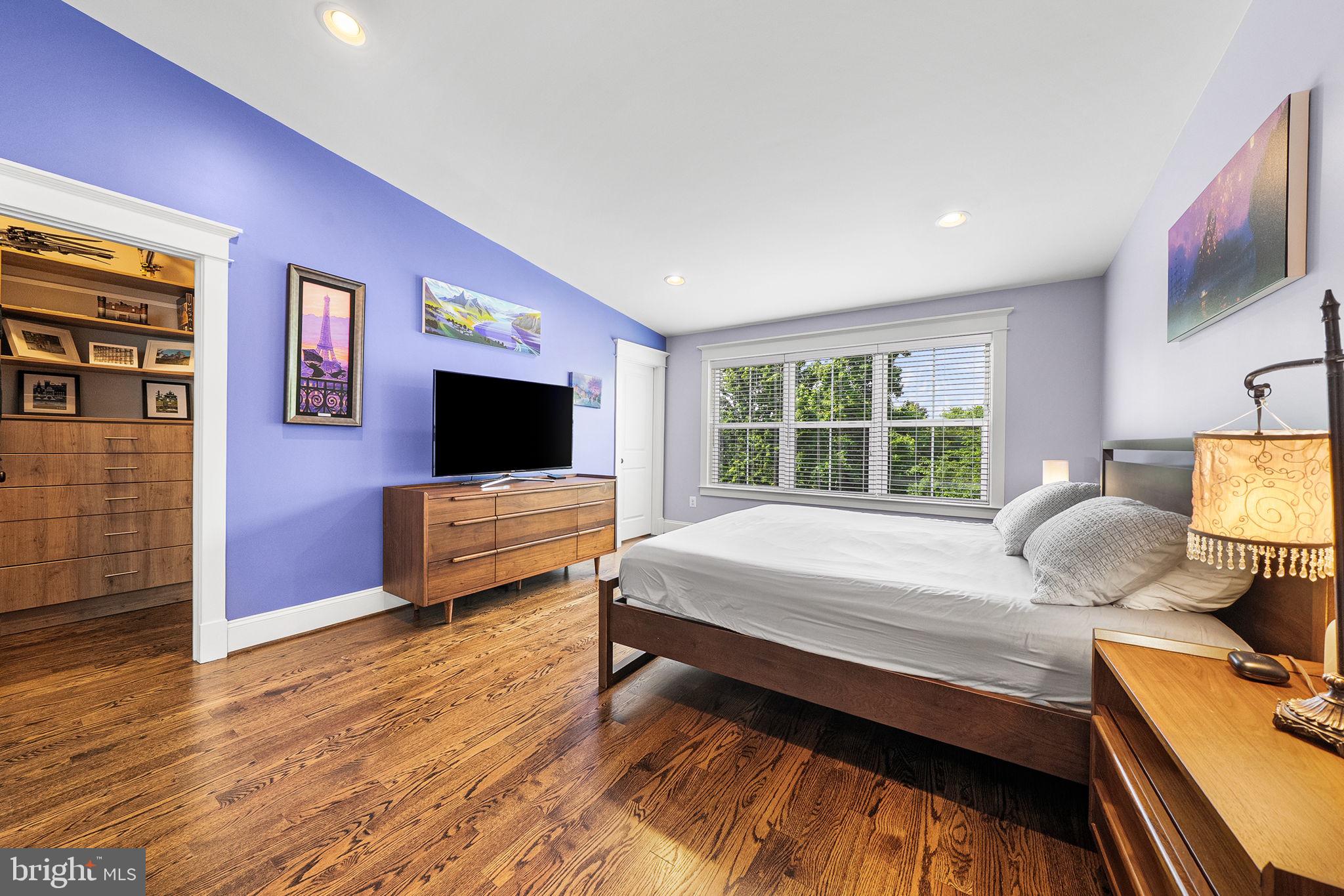 ELLISON HEIGHTS - Residential