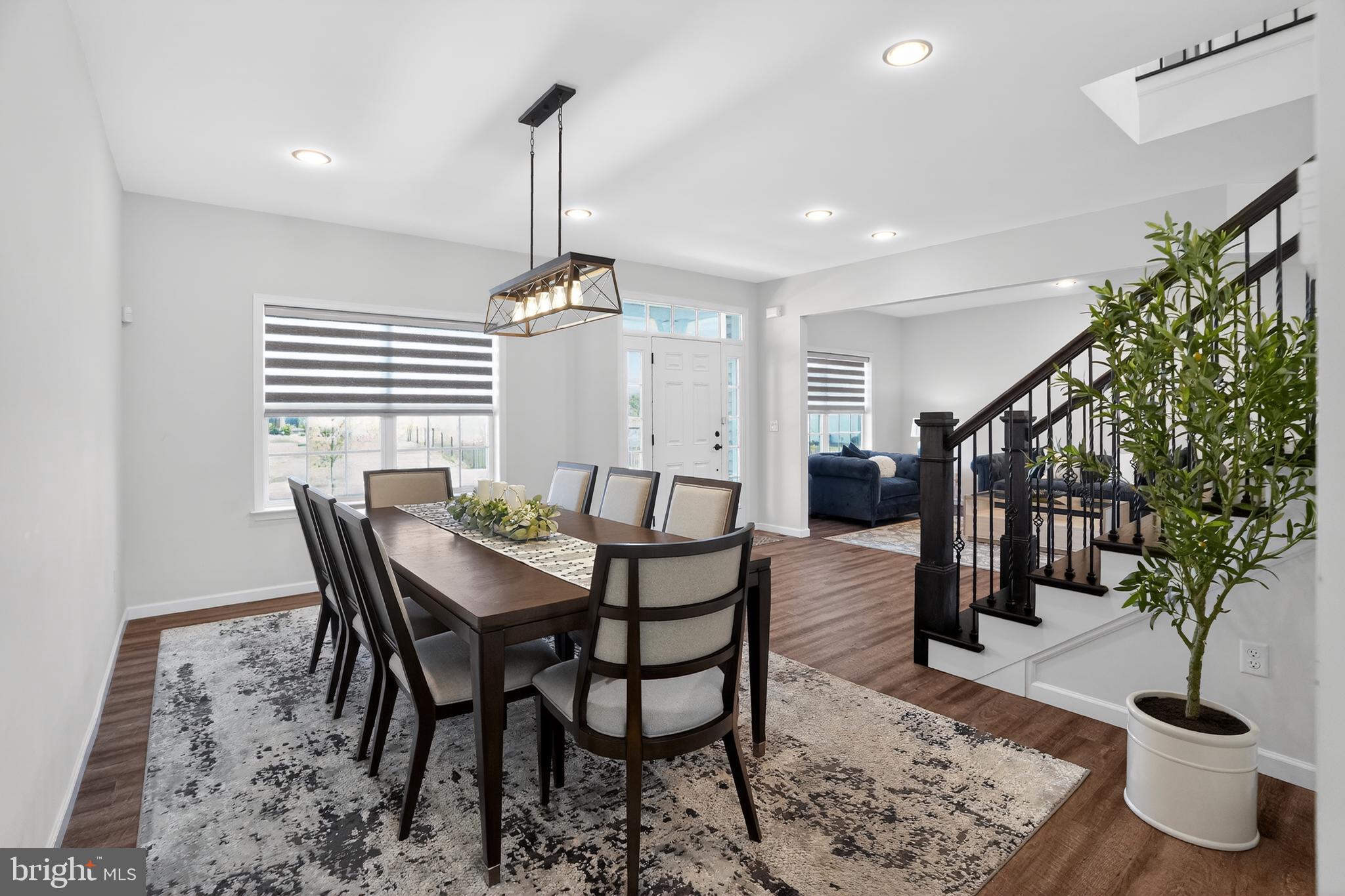 GLENWOOD CHASE - Residential