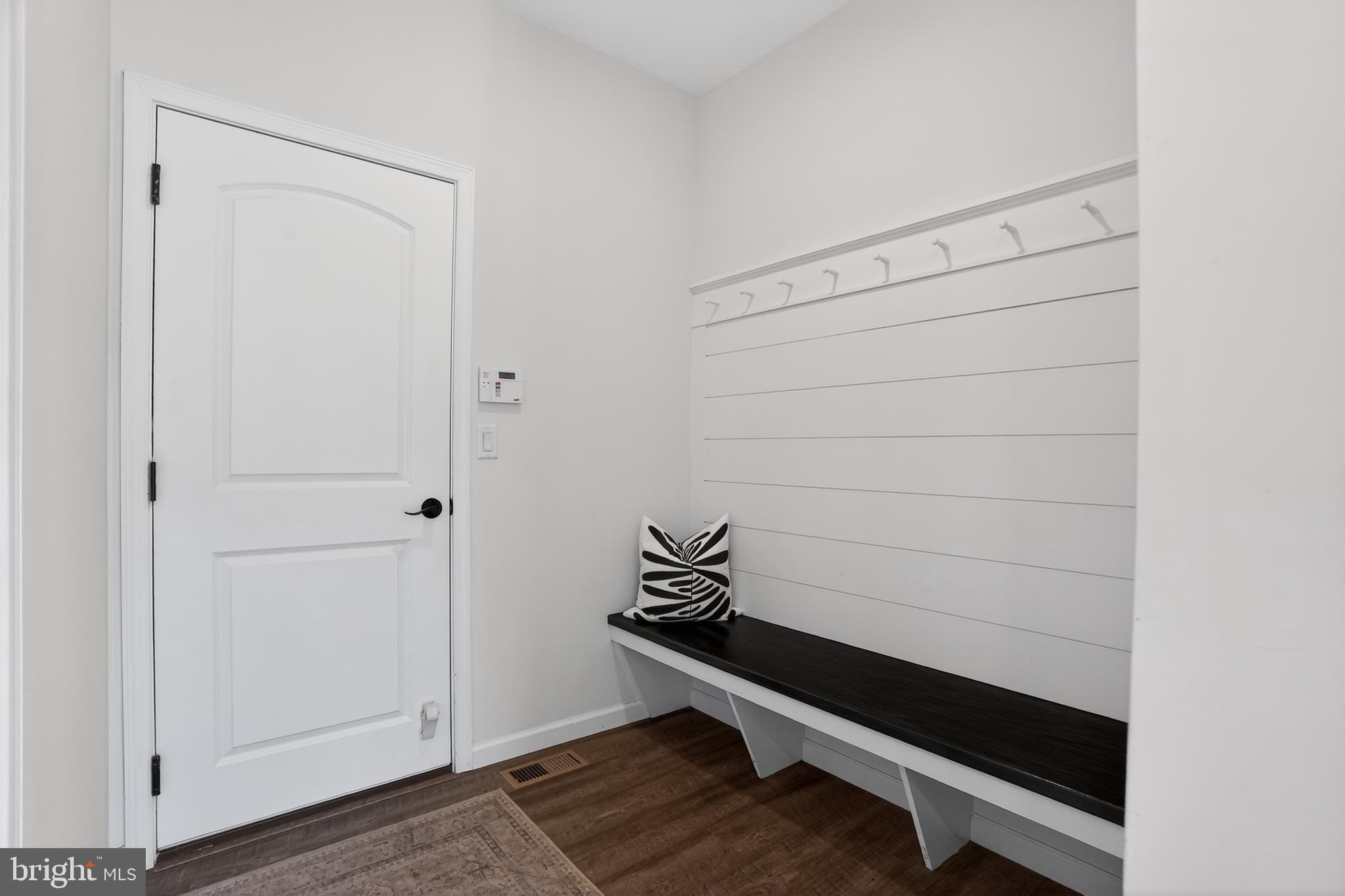 GLENWOOD CHASE - Residential