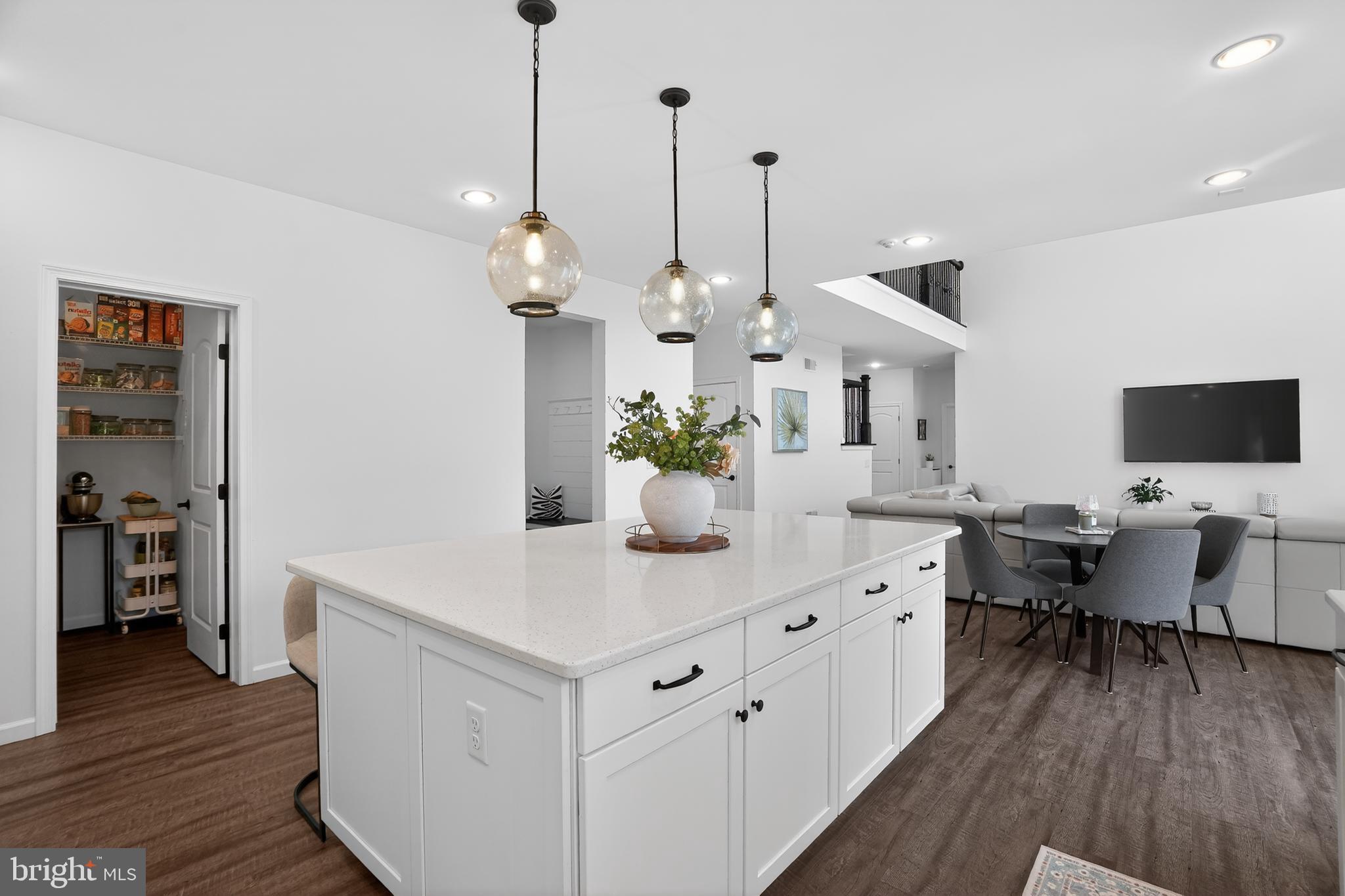 GLENWOOD CHASE - Residential