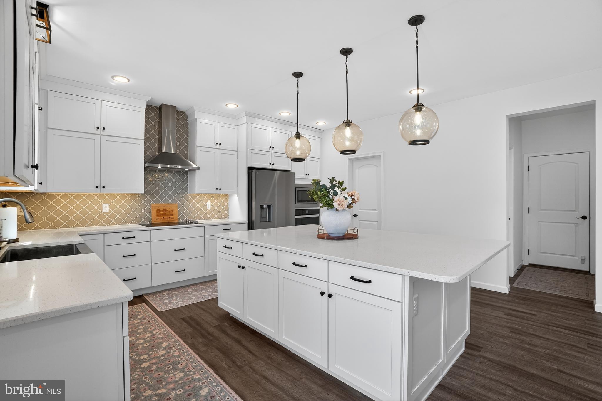 GLENWOOD CHASE - Residential