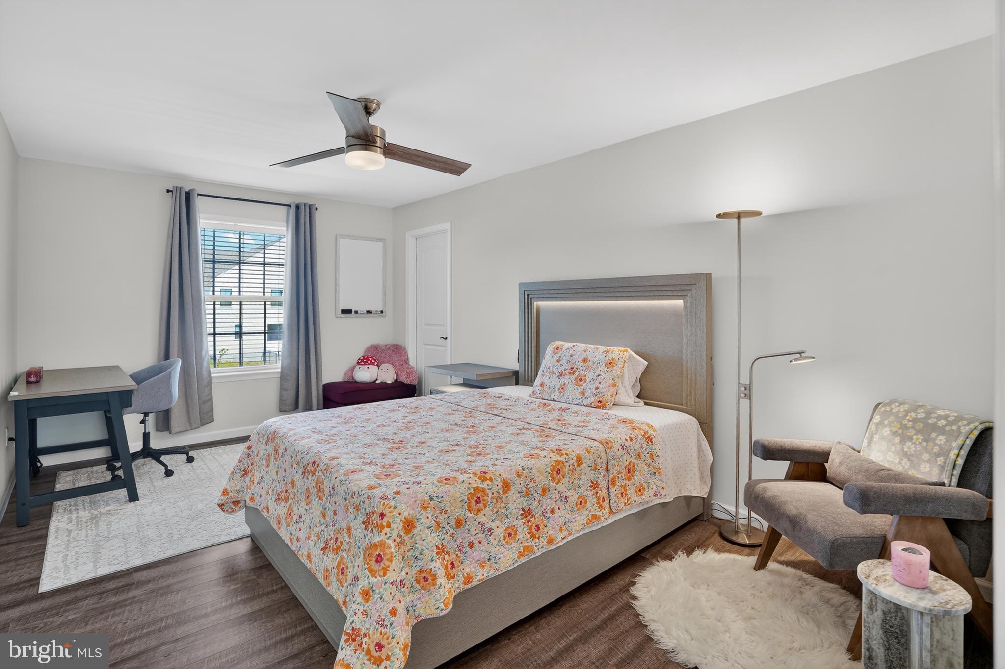 GLENWOOD CHASE - Residential