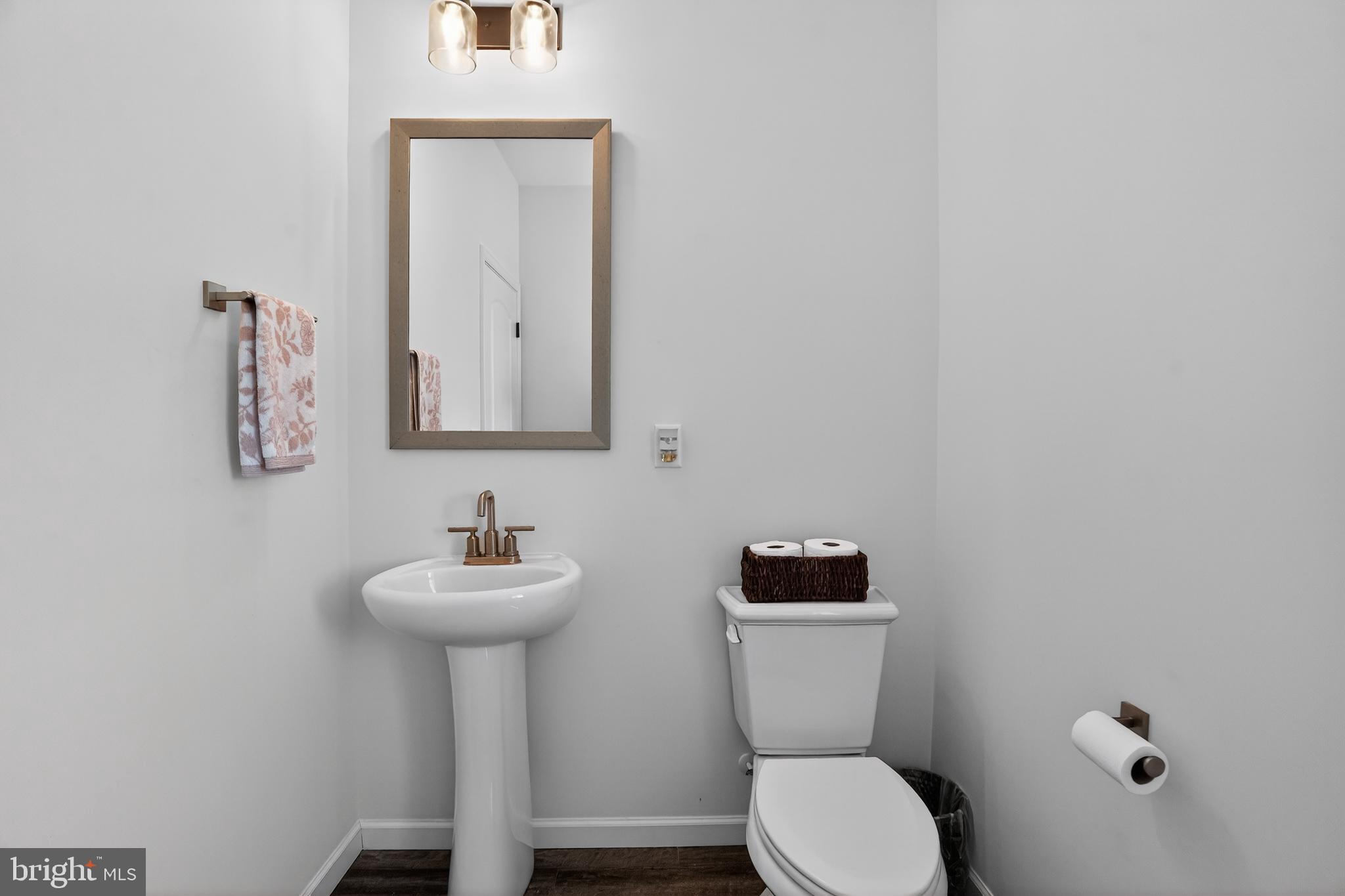 GLENWOOD CHASE - Residential