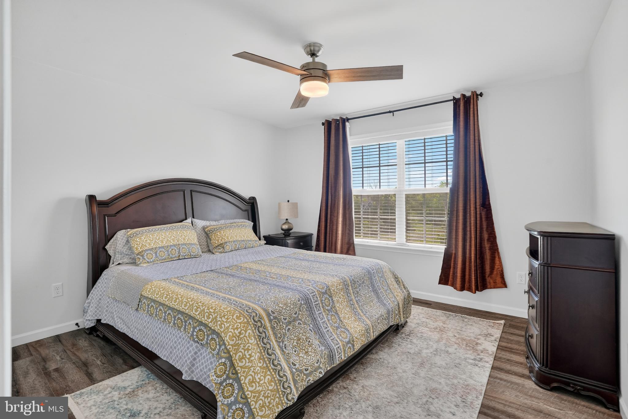 GLENWOOD CHASE - Residential