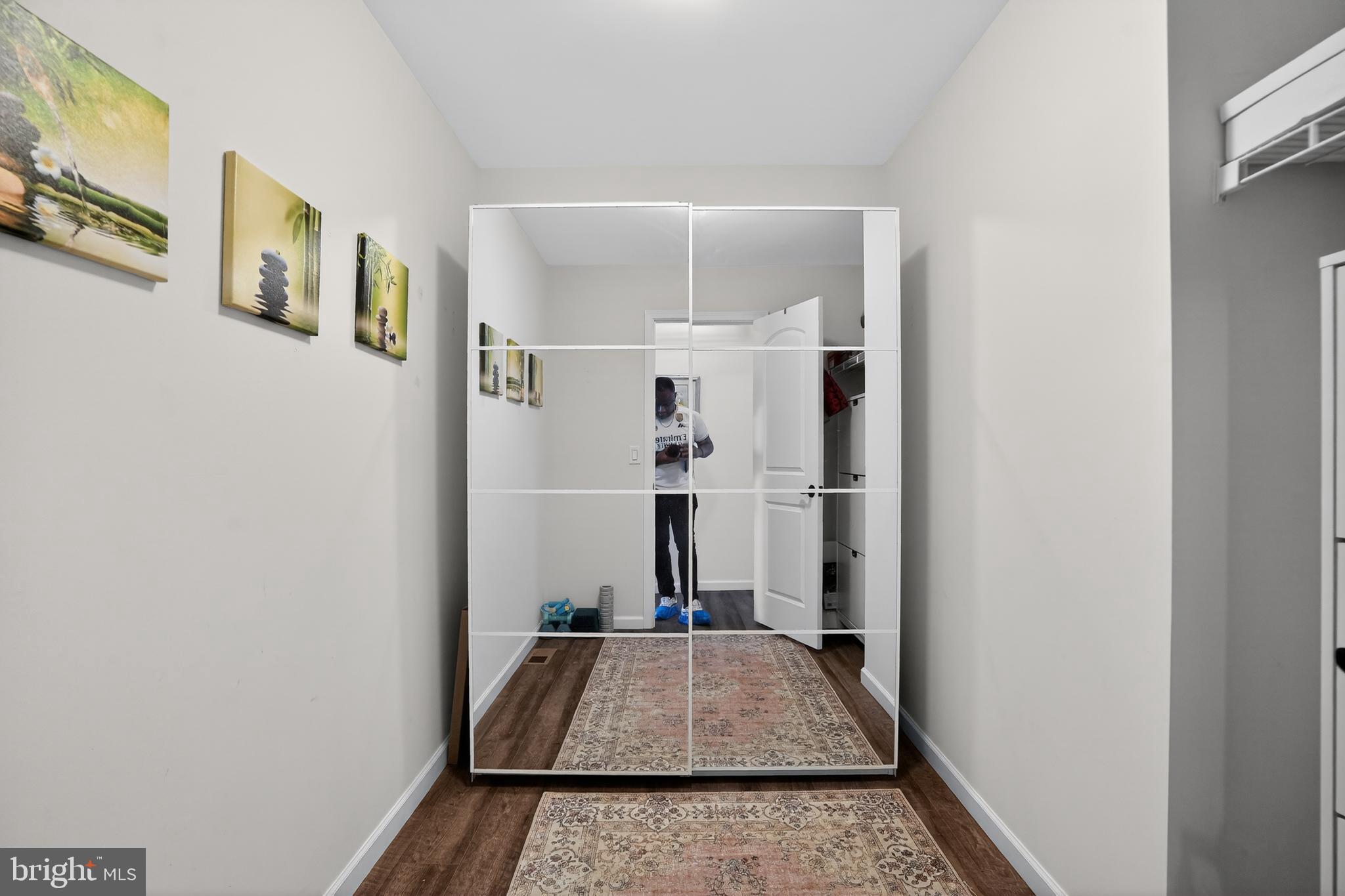 GLENWOOD CHASE - Residential