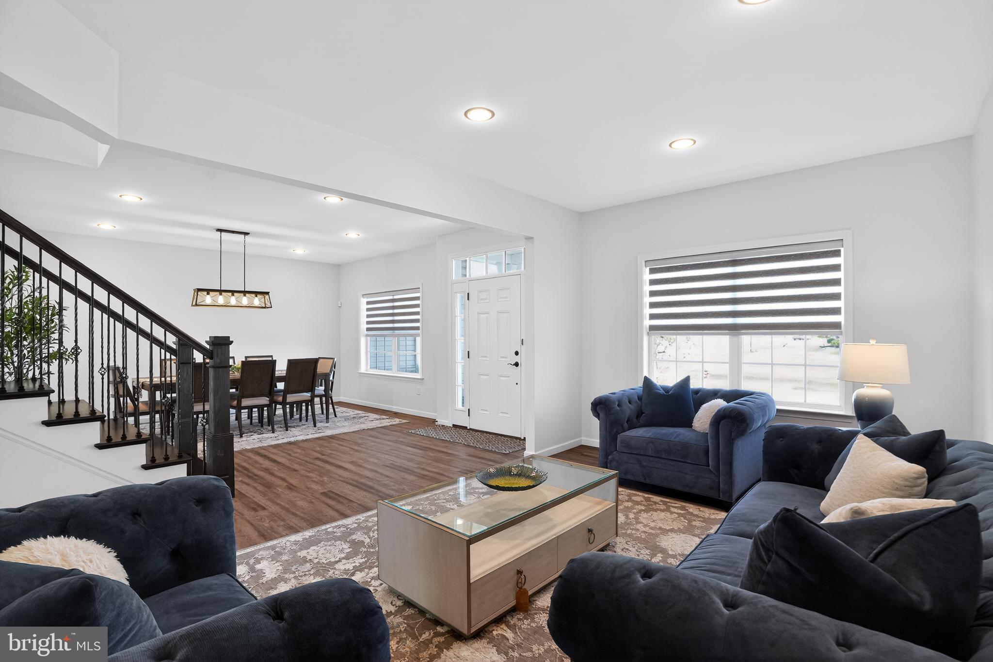 GLENWOOD CHASE - Residential