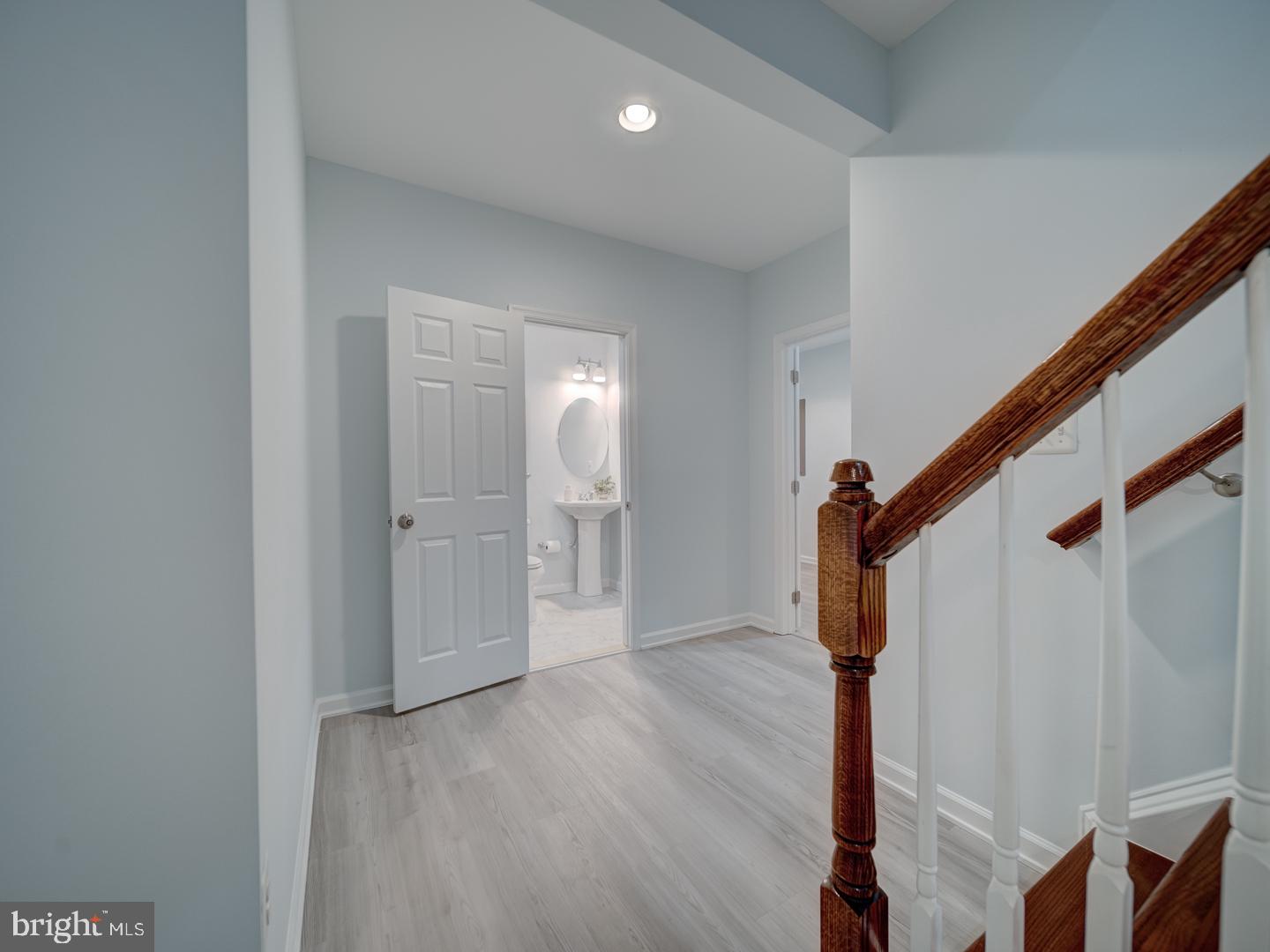 LOUDOUN VALLEY - Residential
