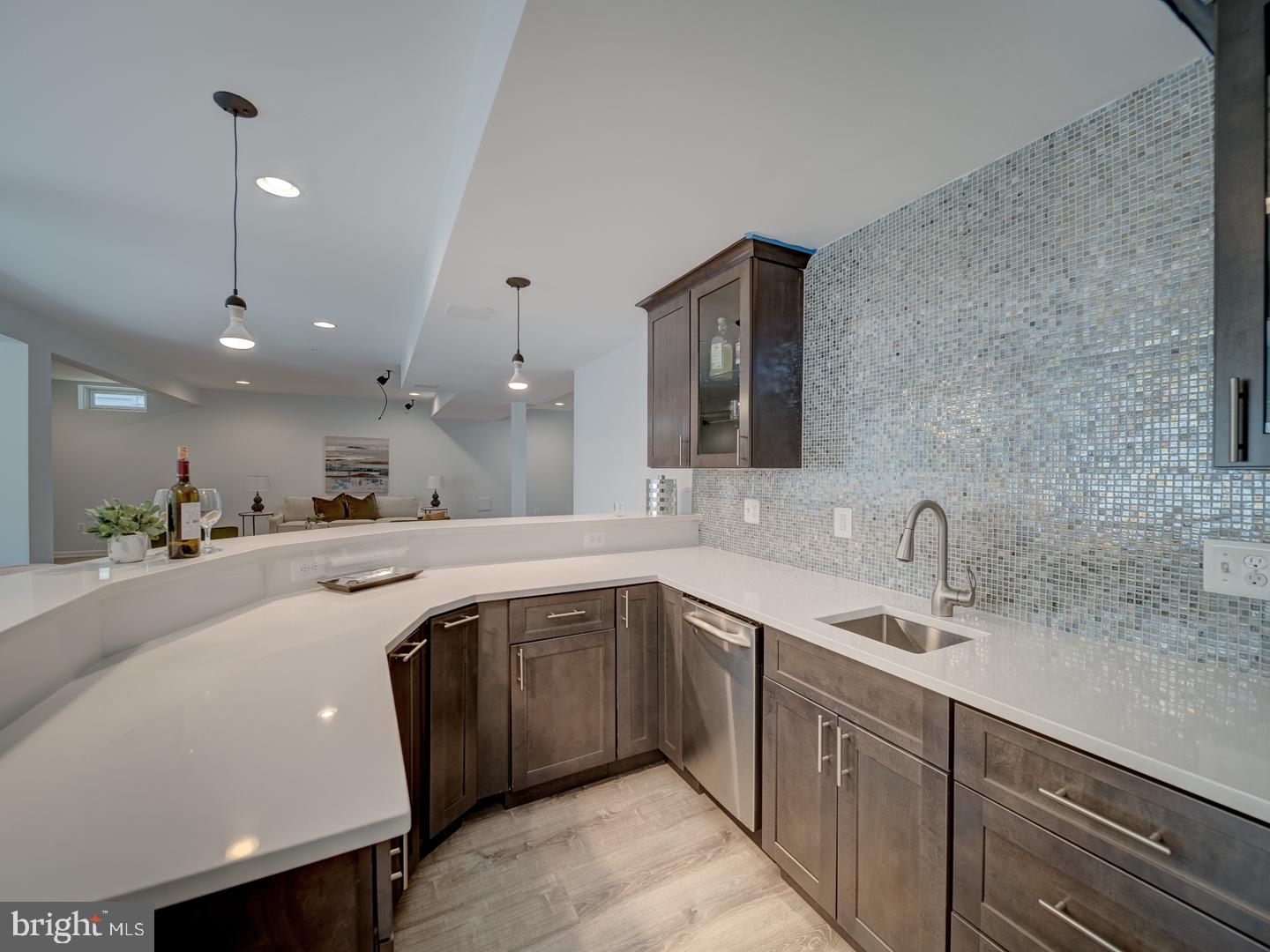 LOUDOUN VALLEY - Residential