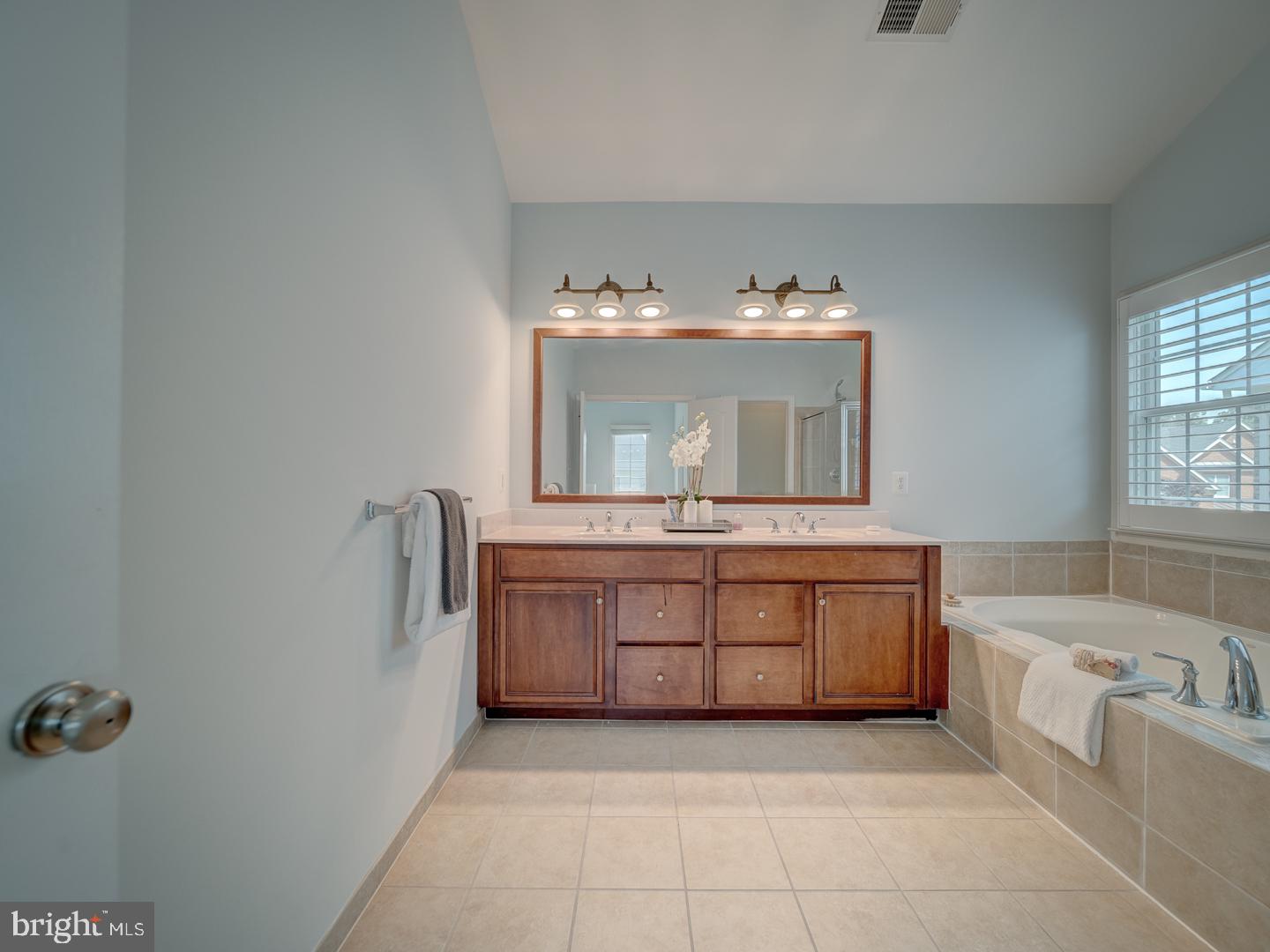 LOUDOUN VALLEY - Residential