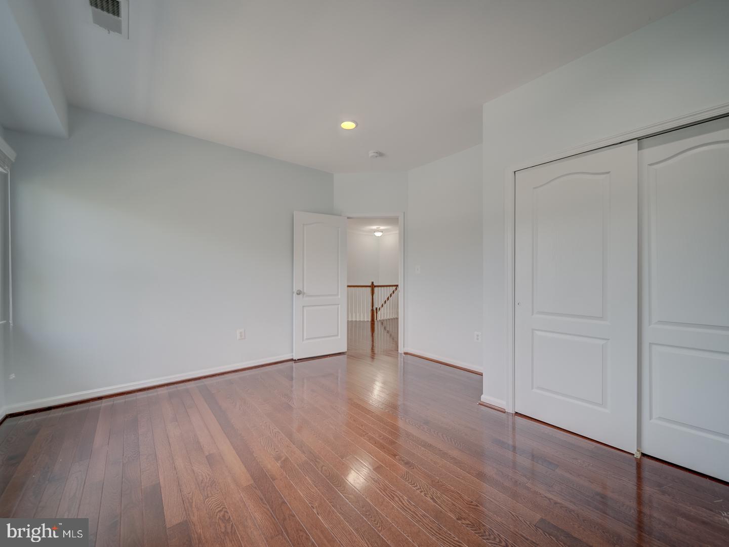 LOUDOUN VALLEY - Residential