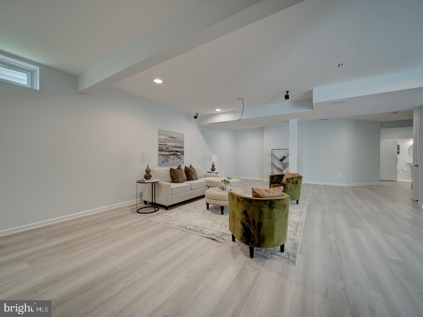 LOUDOUN VALLEY - Residential