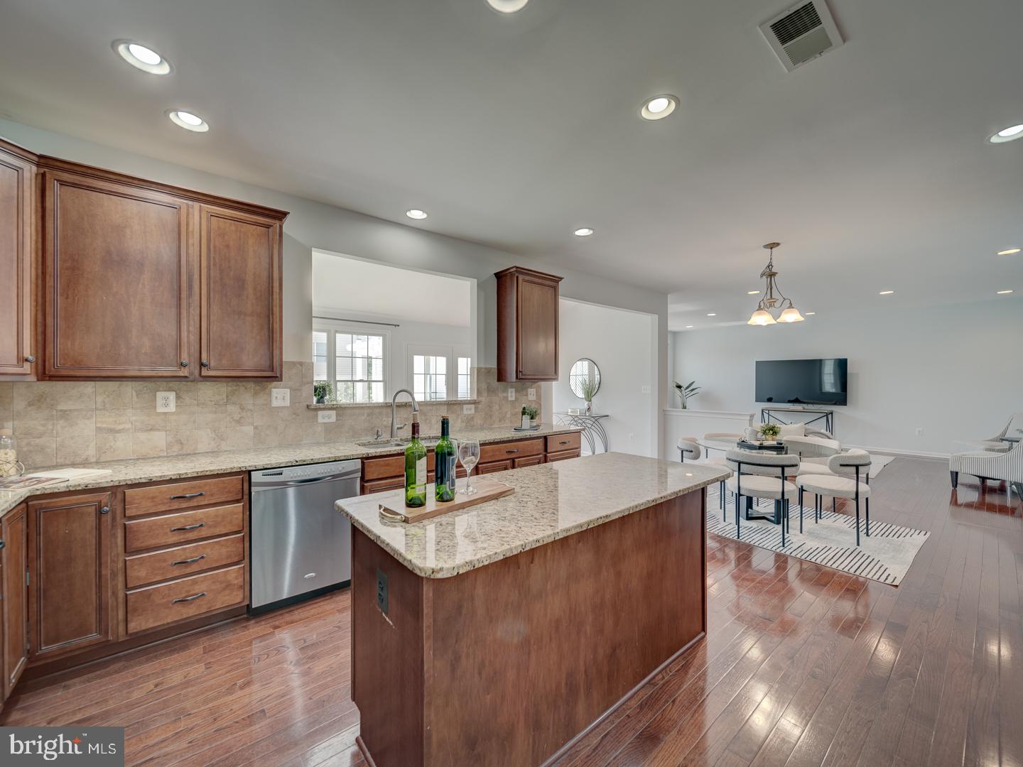 LOUDOUN VALLEY - Residential