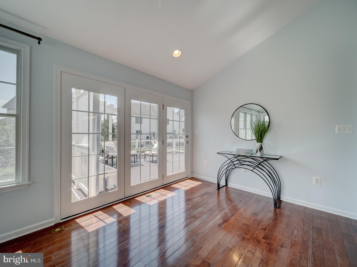 LOUDOUN VALLEY - Residential