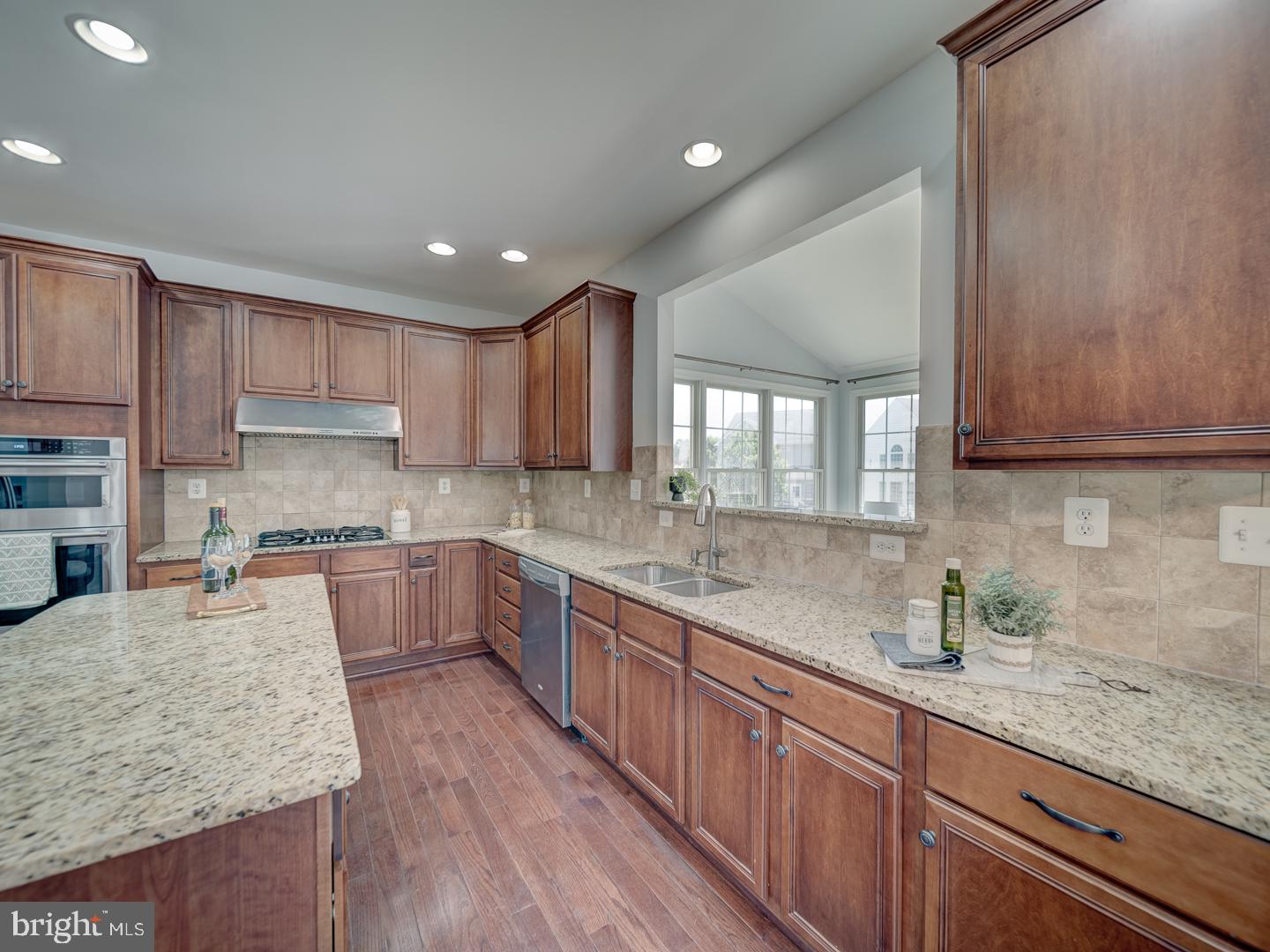 LOUDOUN VALLEY - Residential