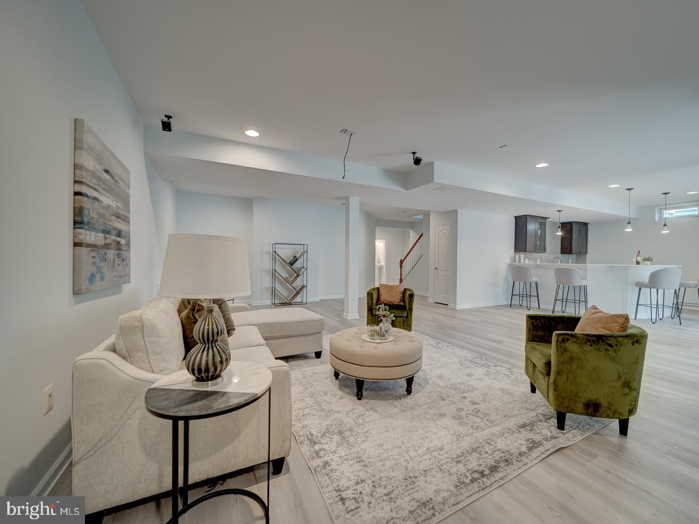 LOUDOUN VALLEY - Residential