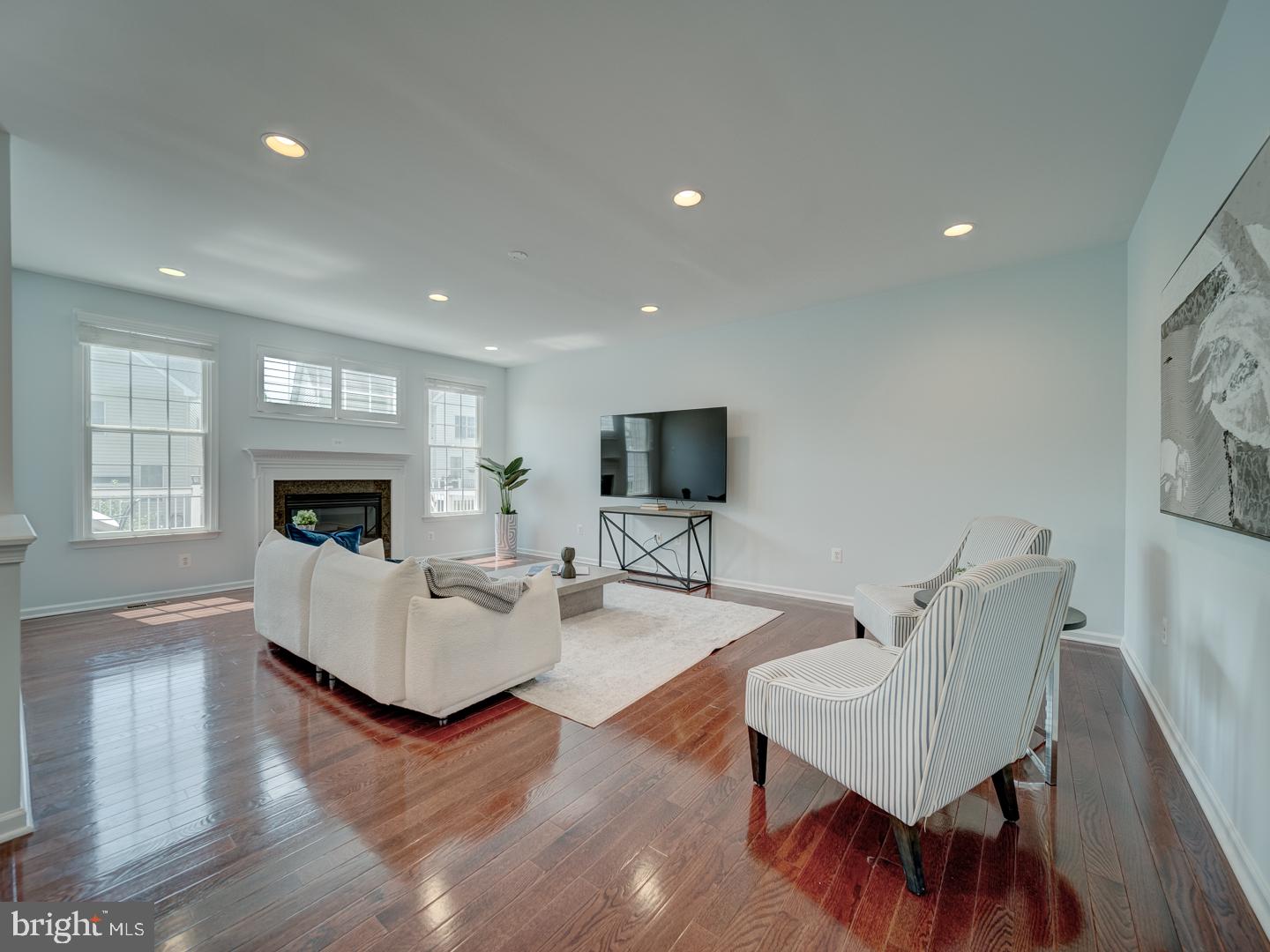 LOUDOUN VALLEY - Residential