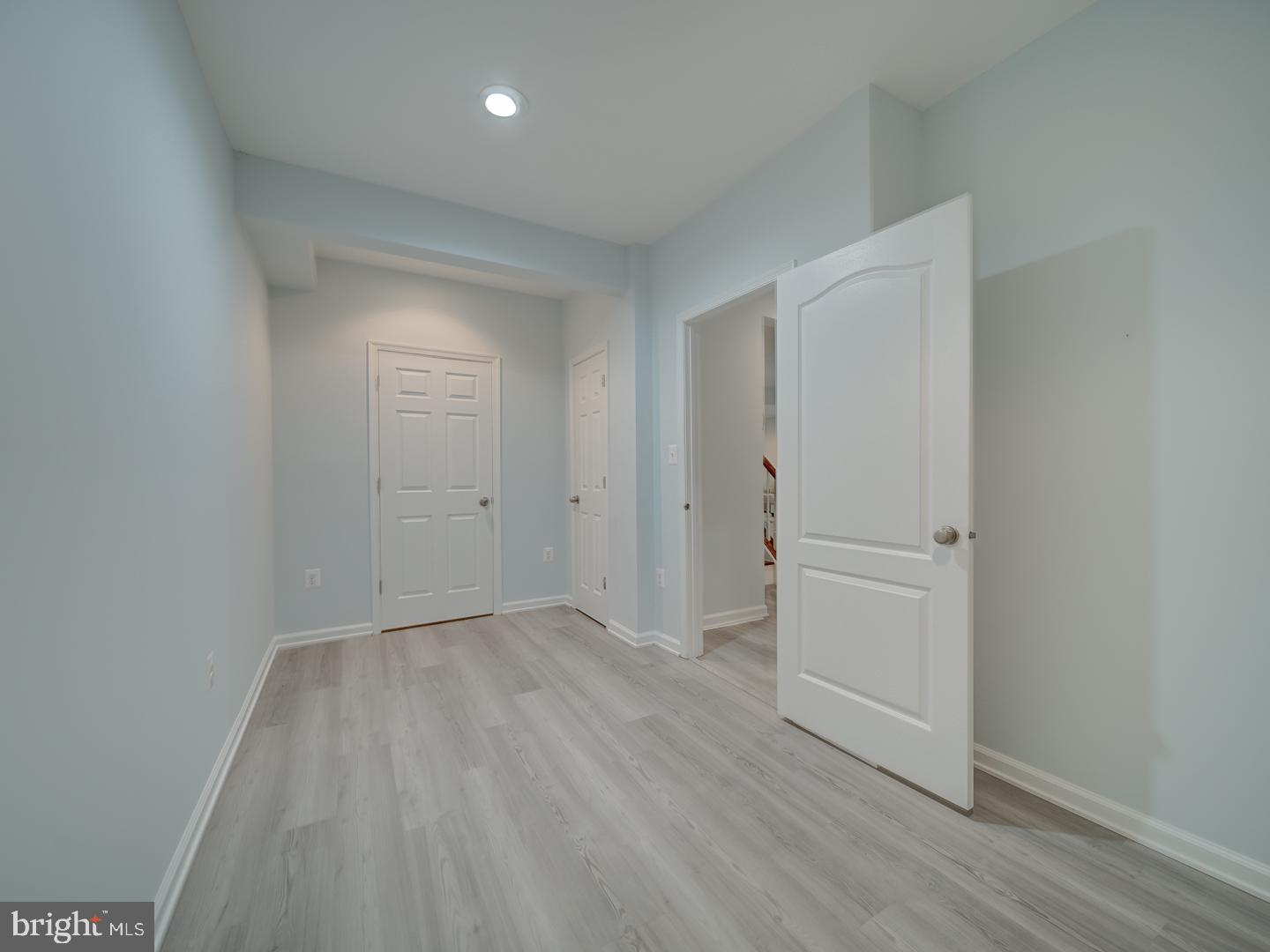 LOUDOUN VALLEY - Residential