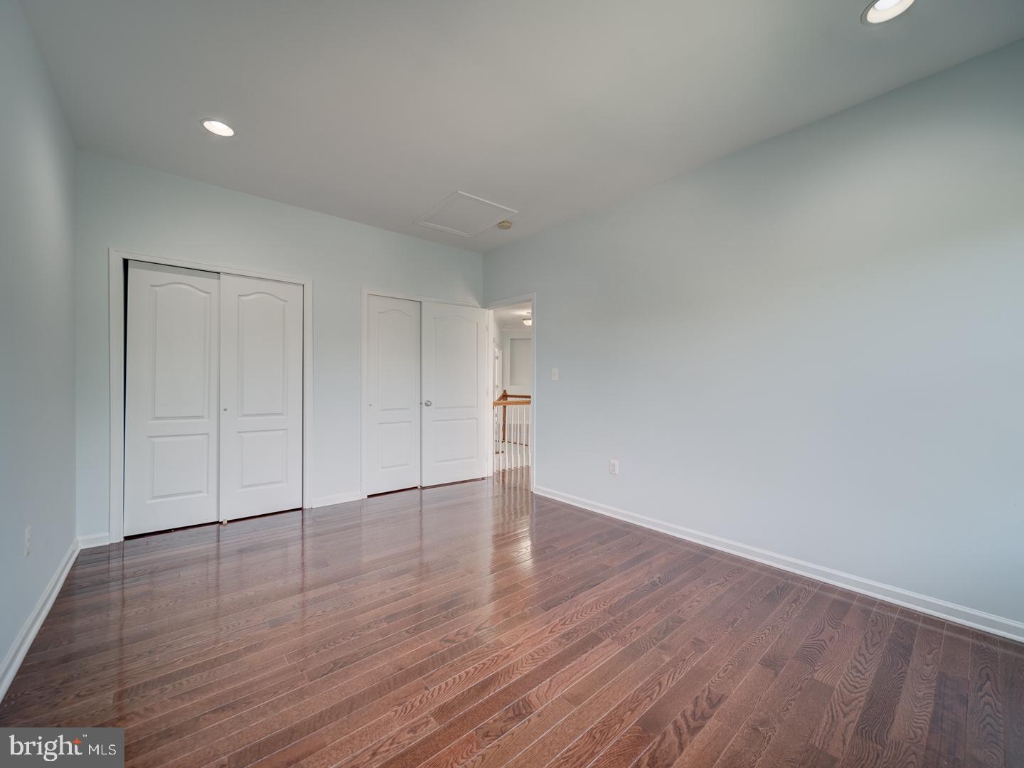 LOUDOUN VALLEY - Residential