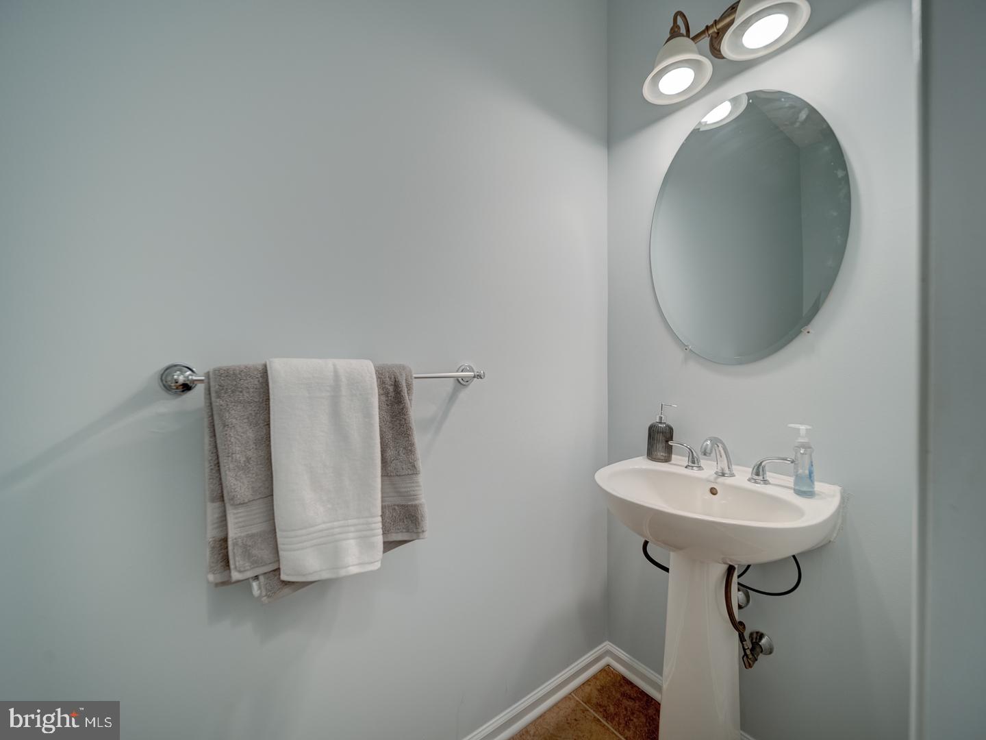 LOUDOUN VALLEY - Residential