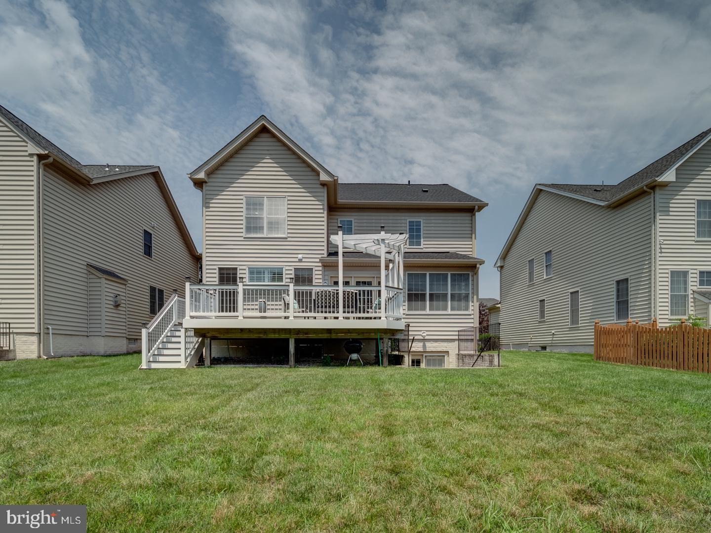 LOUDOUN VALLEY - Residential