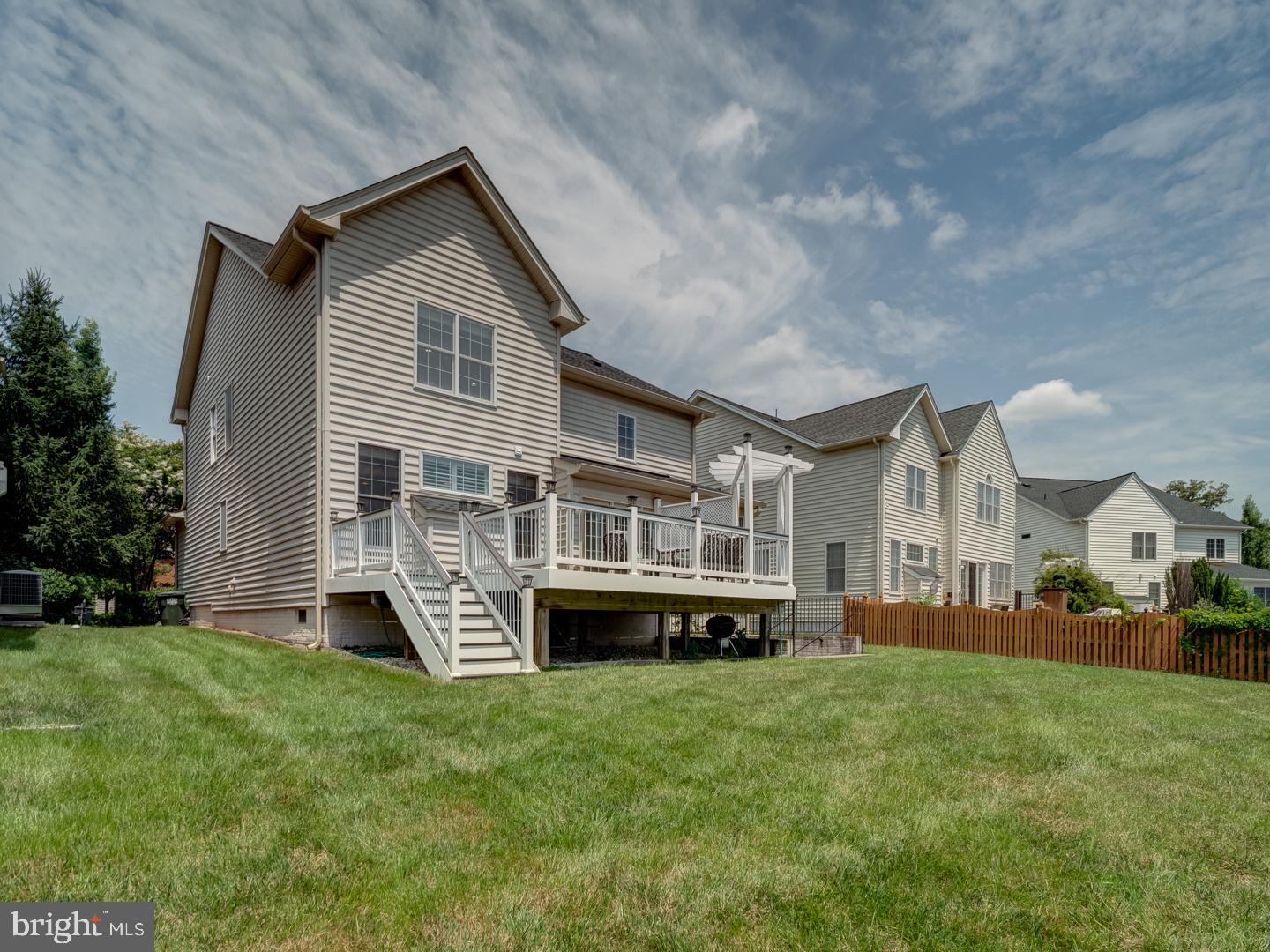 LOUDOUN VALLEY - Residential