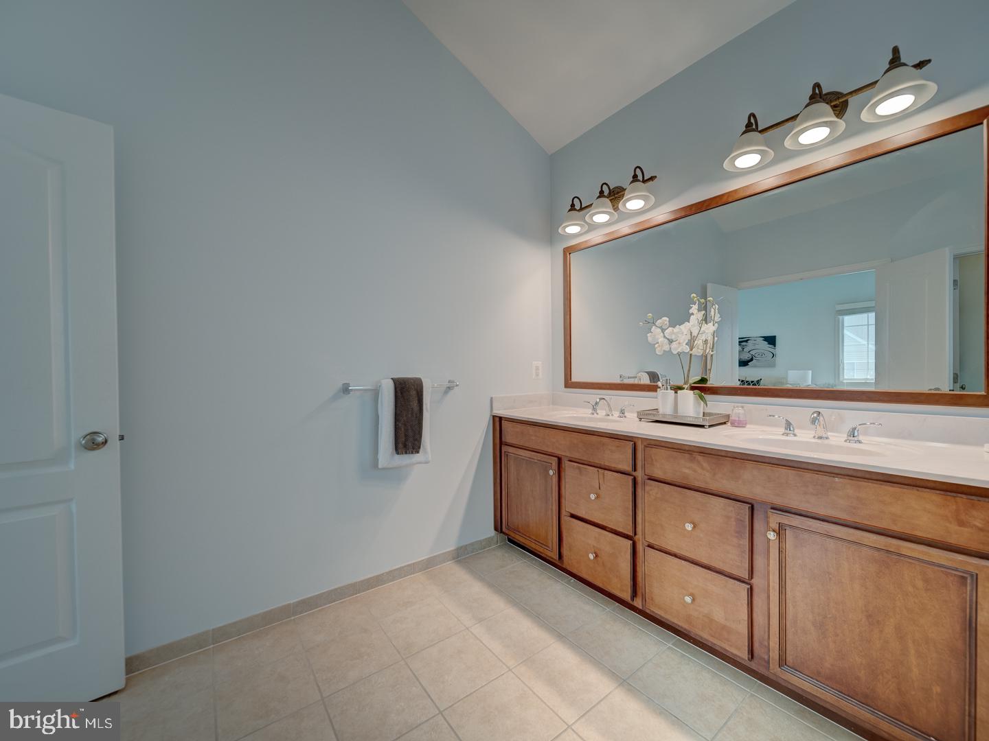 LOUDOUN VALLEY - Residential