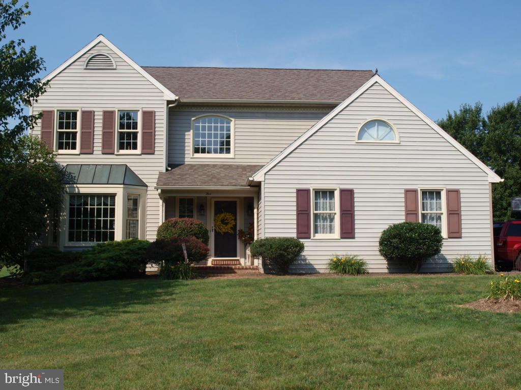 Large flat corner lot in a great location. Oversized wrap around deck and gazebo highlights the exterior of this home. Nicely landscaped & large rear yard area. Finished lower level family room, formal dining room w/crown molding & large eat-in kitchen. Vaulted ceiling in living room & 2nd floor master bedroom. New heat pump May 2013 & 3 year old roof.