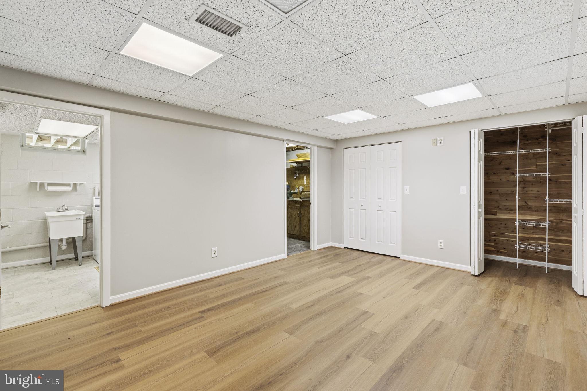 JARRETTSWOOD - Residential