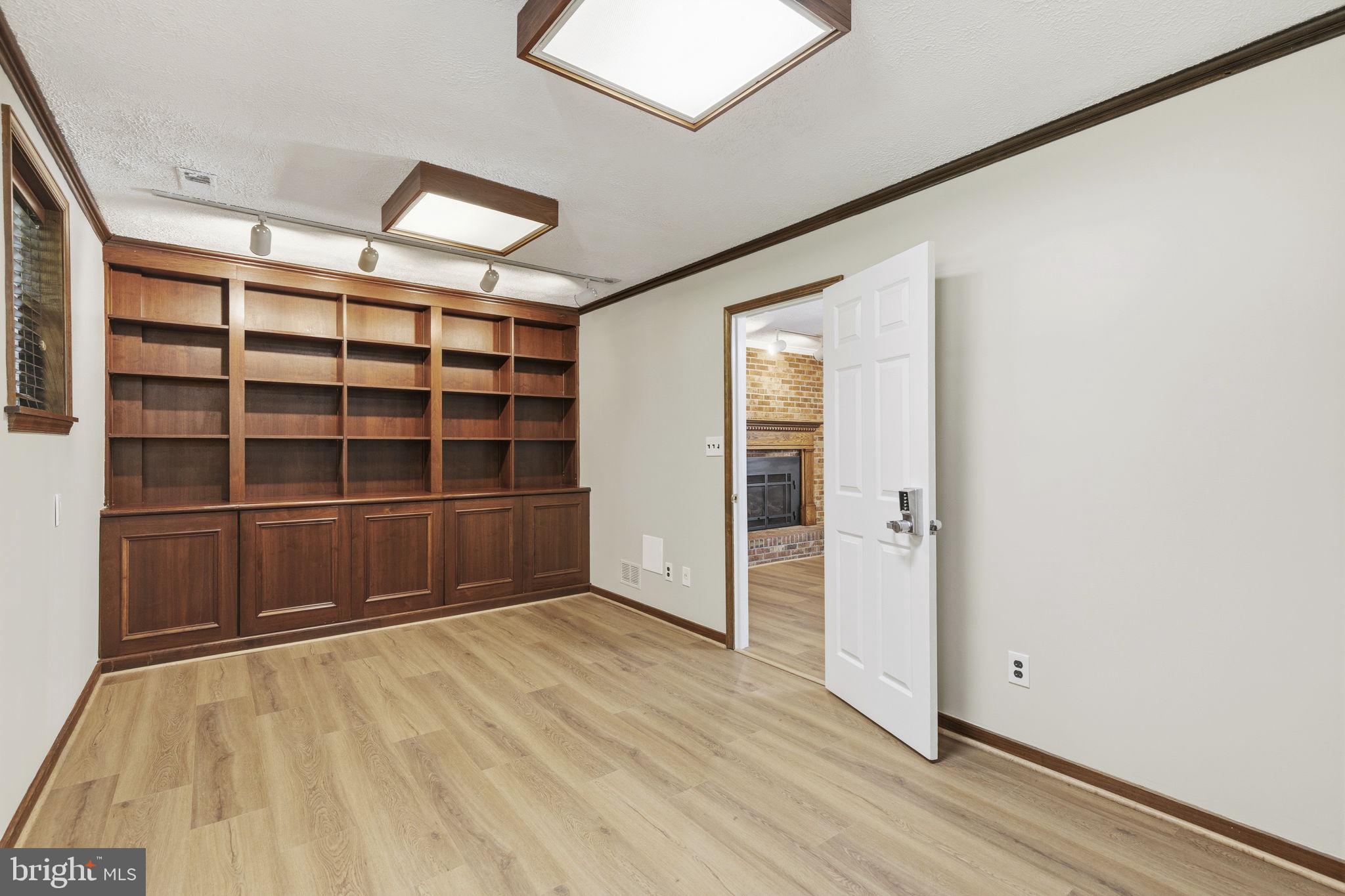 JARRETTSWOOD - Residential