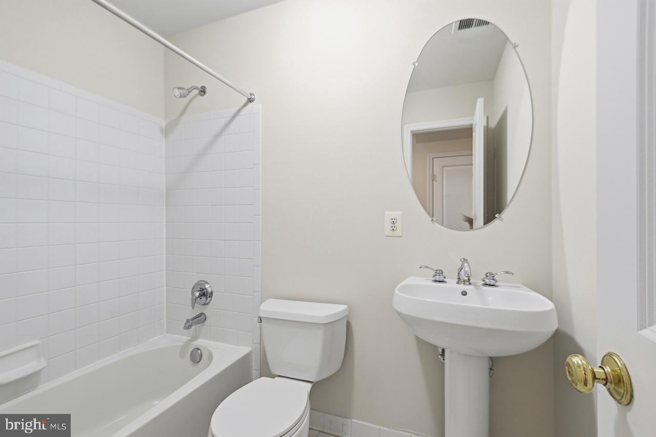 LORTON STATION SOUTH - Residential