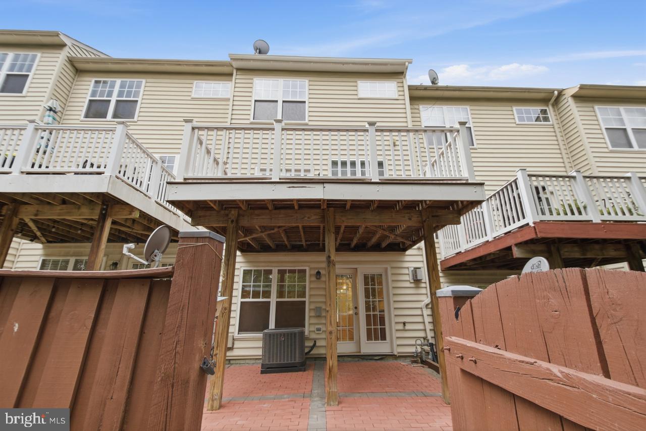 LORTON STATION SOUTH - Residential