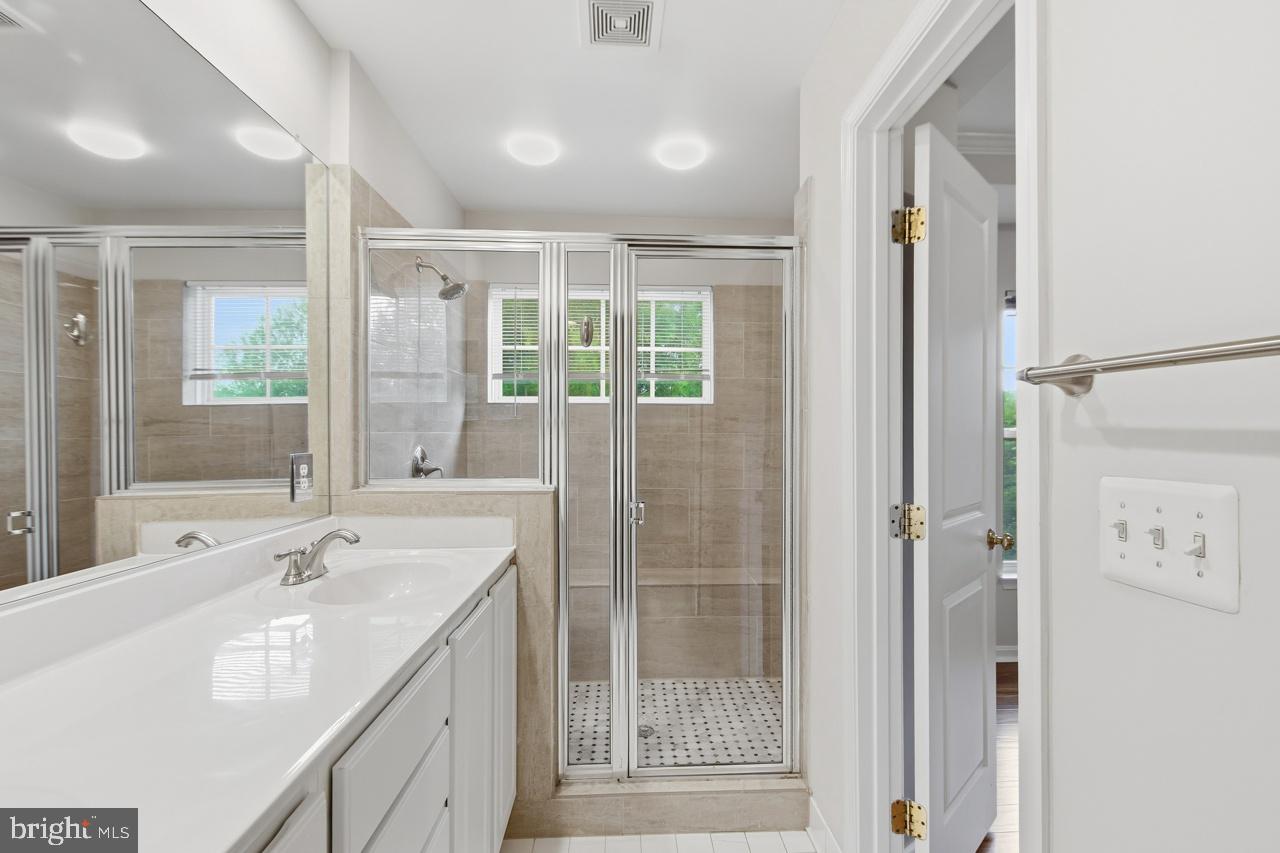 LORTON STATION SOUTH - Residential