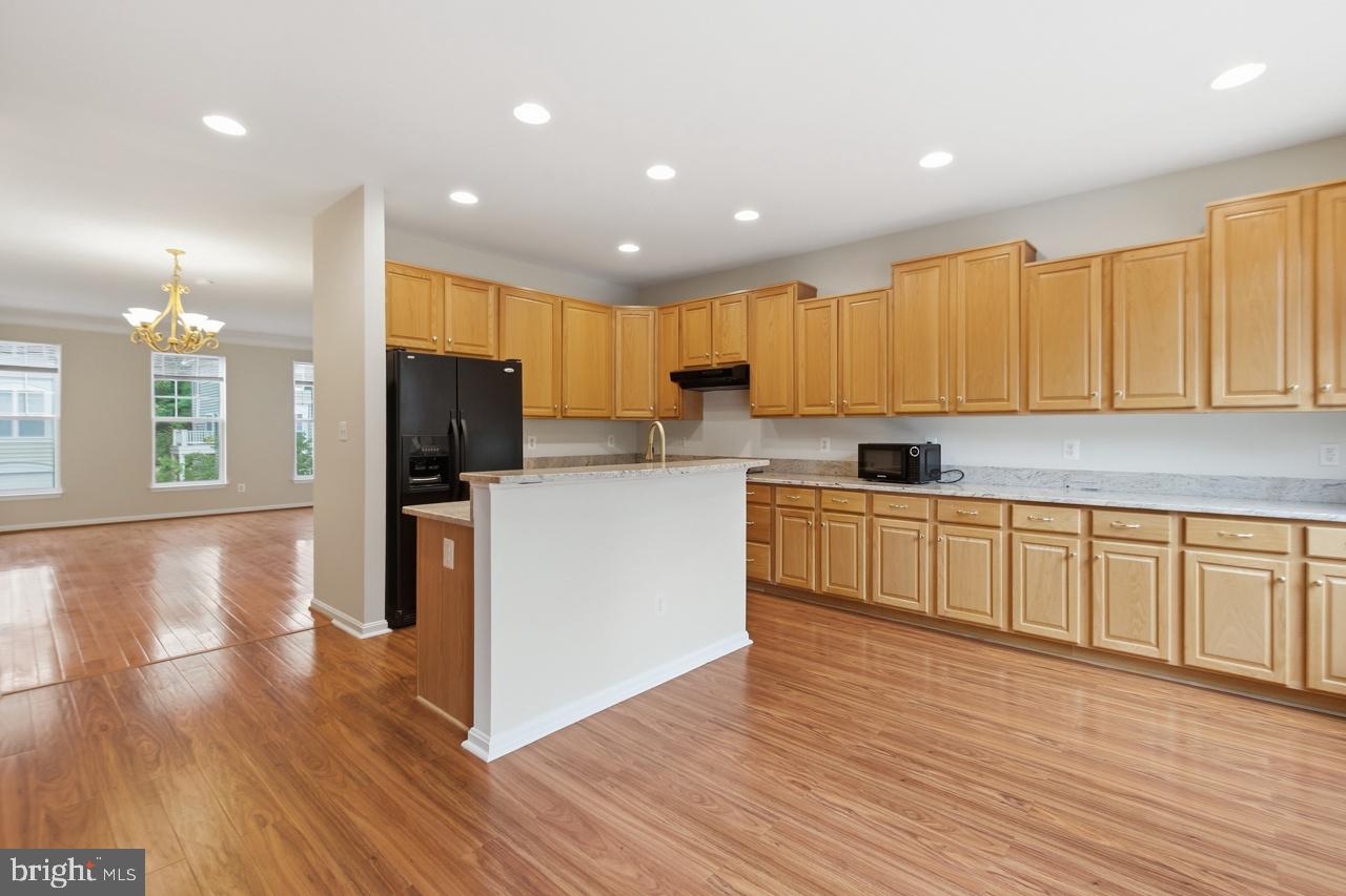 LORTON STATION SOUTH - Residential