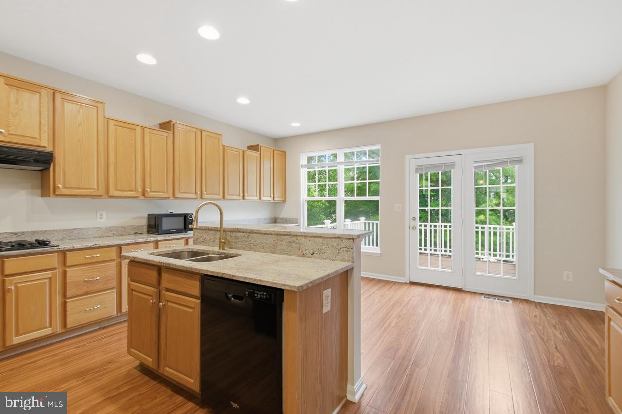 LORTON STATION SOUTH - Residential
