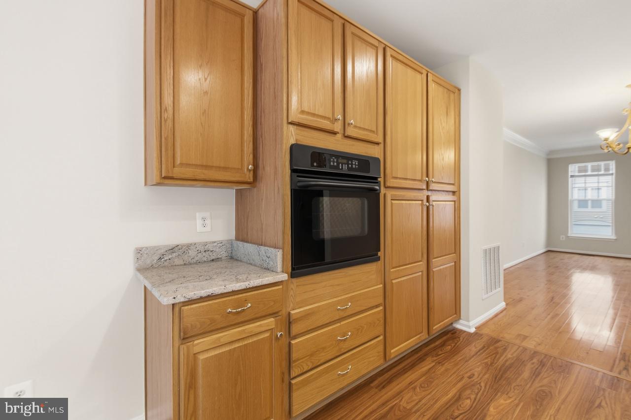 LORTON STATION SOUTH - Residential