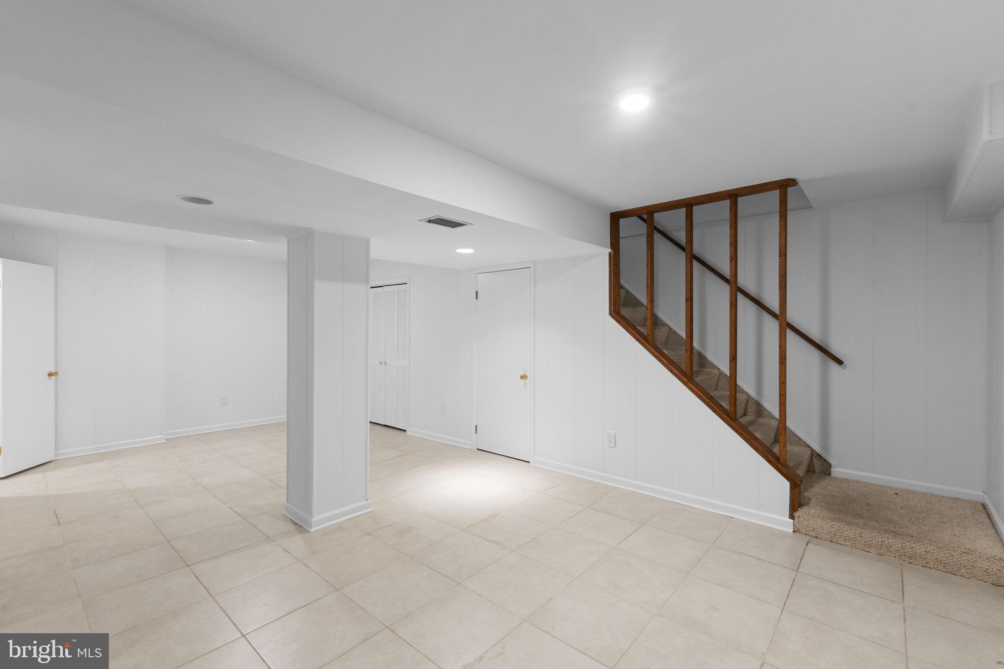 WILTON FOREST - Residential Lease
