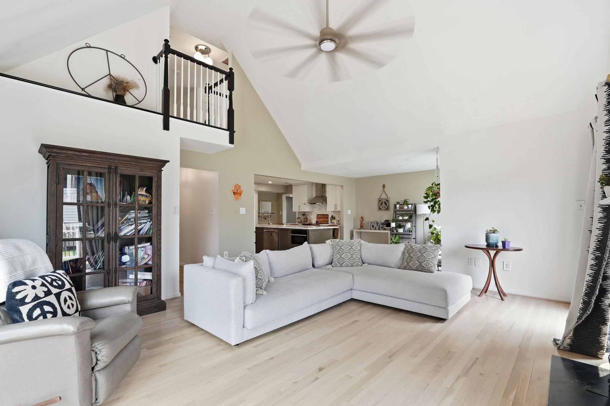 WASHINGTONIAN WOODS - Residential