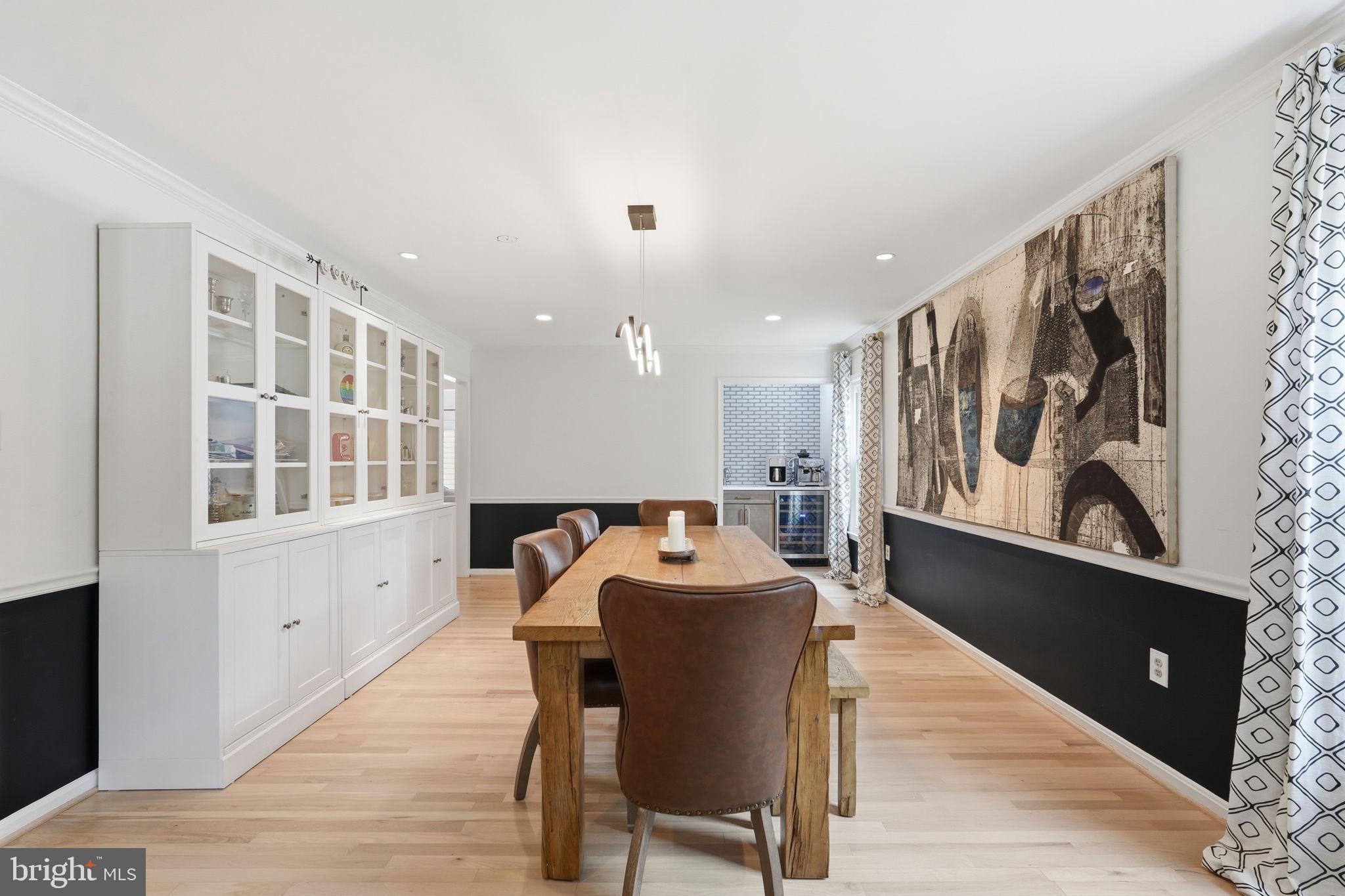 WASHINGTONIAN WOODS - Residential