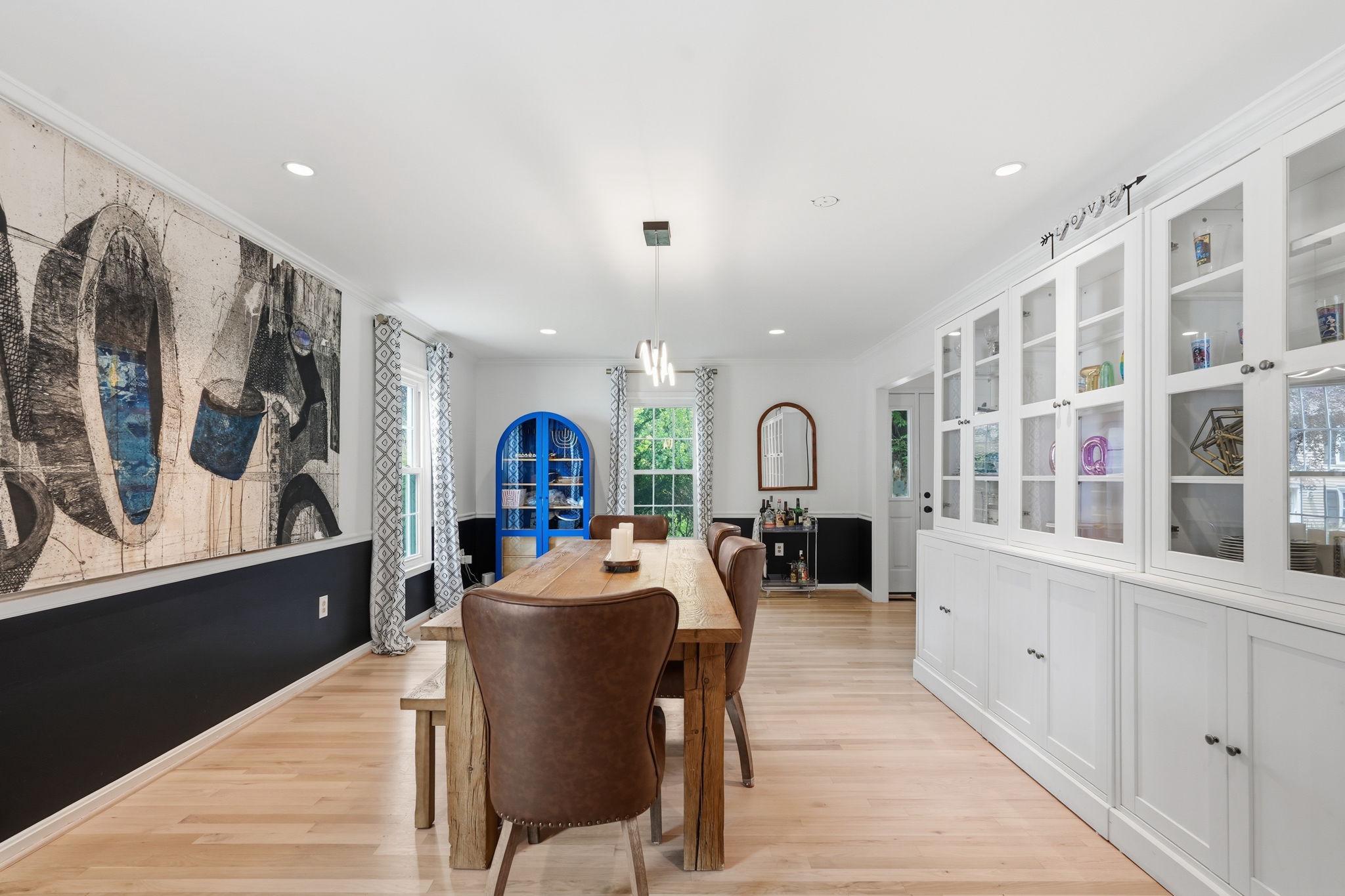 WASHINGTONIAN WOODS - Residential
