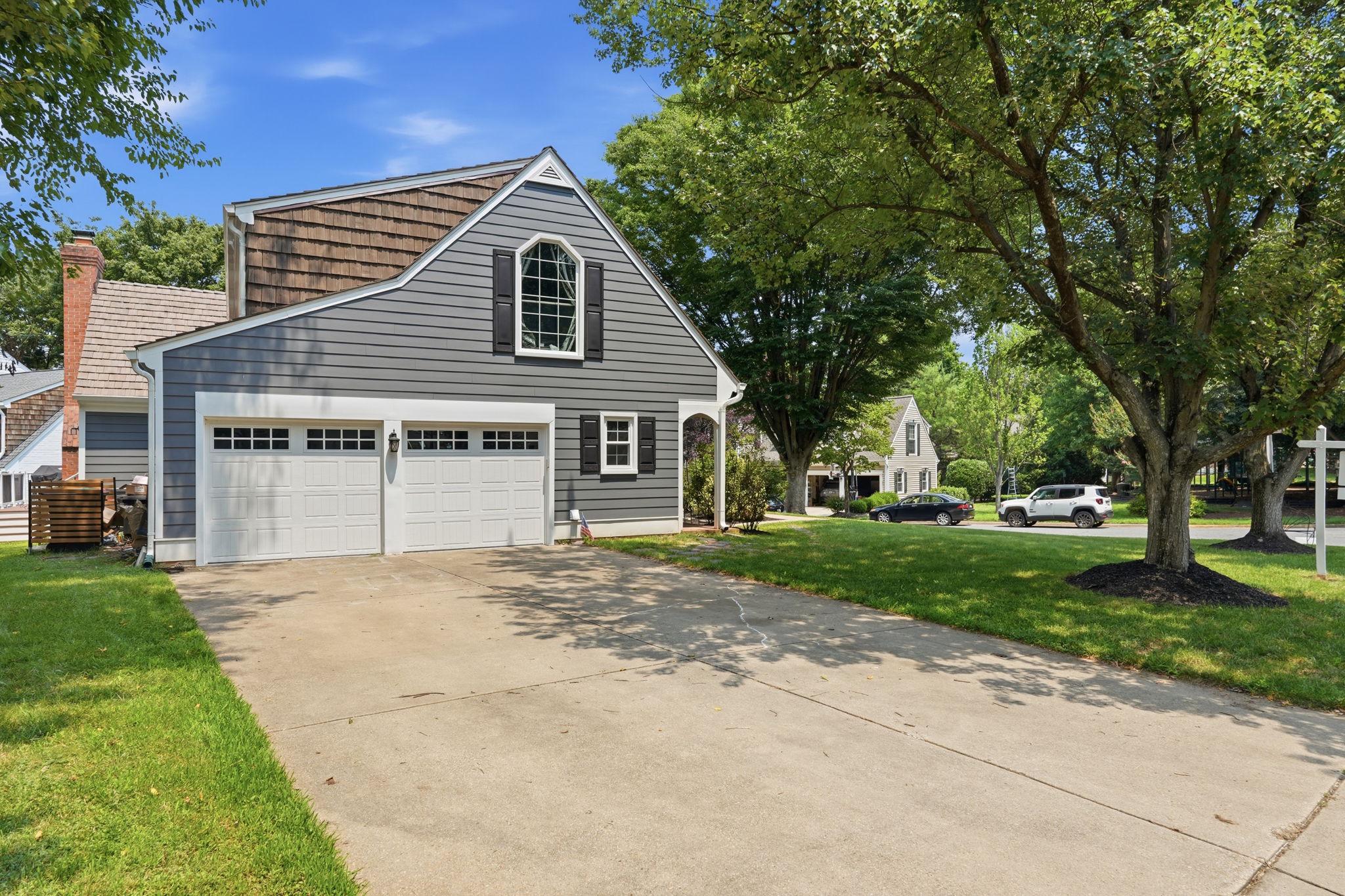 WASHINGTONIAN WOODS - Residential