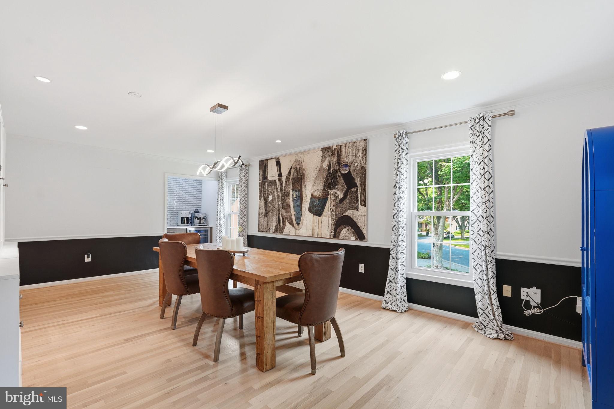 WASHINGTONIAN WOODS - Residential
