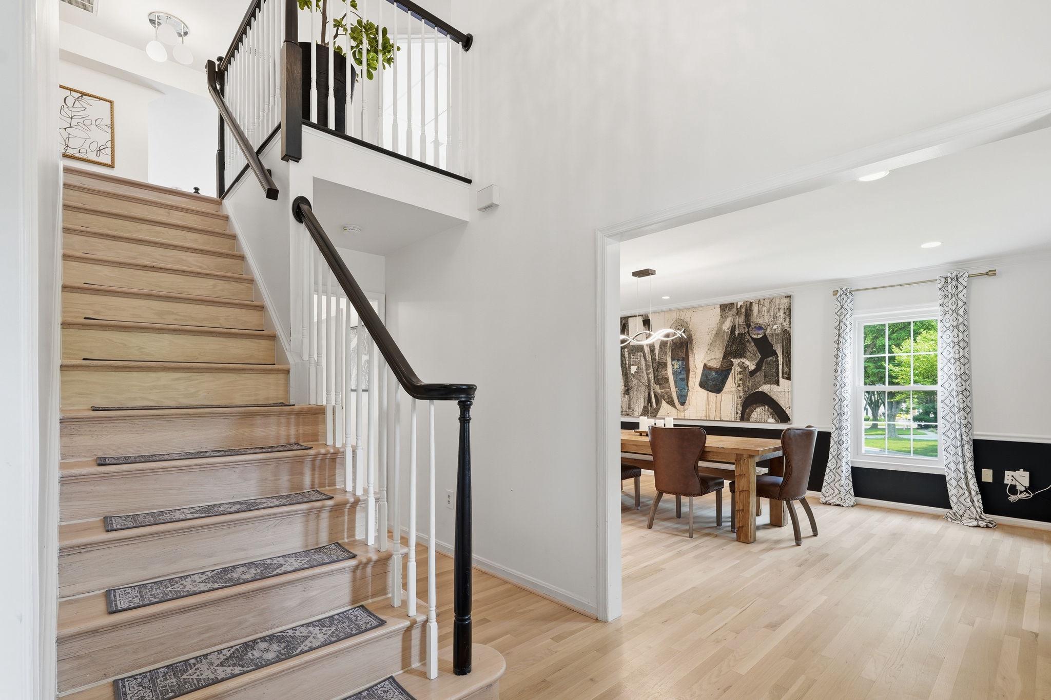 WASHINGTONIAN WOODS - Residential