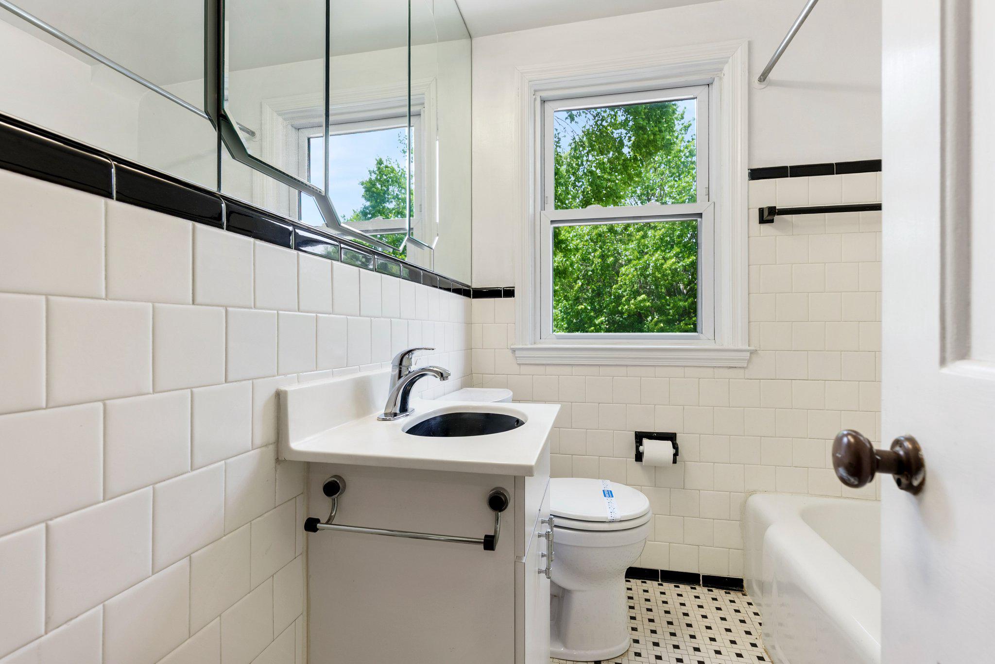 CARNEY/CUB HILL - Residential