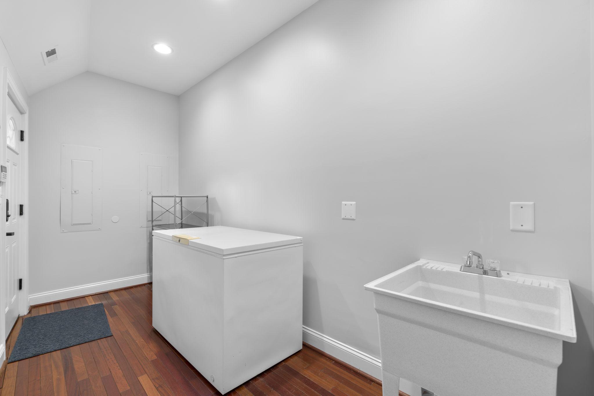 CANTON - Residential