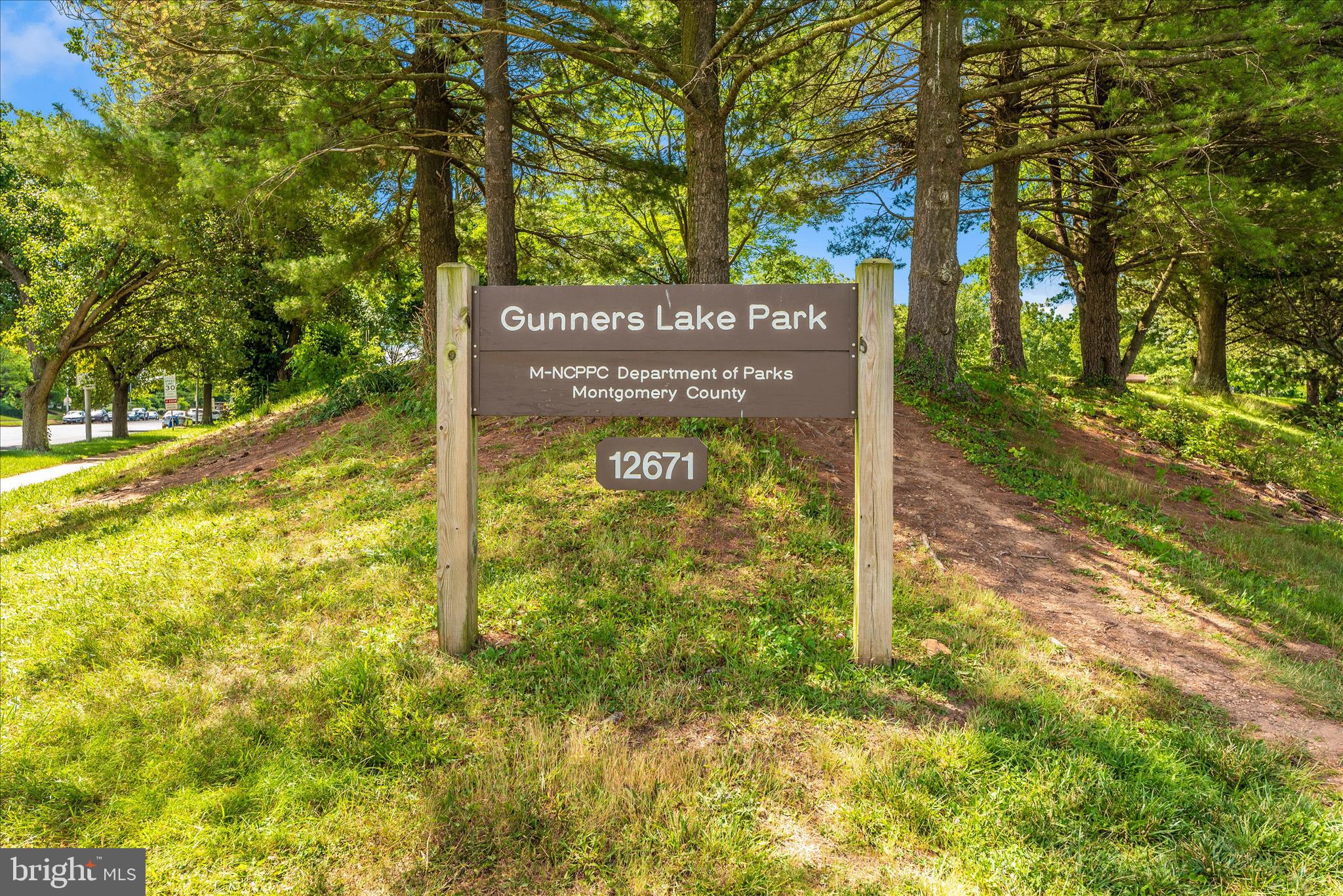 GUNNERS LAKE VILLAGE - Residential